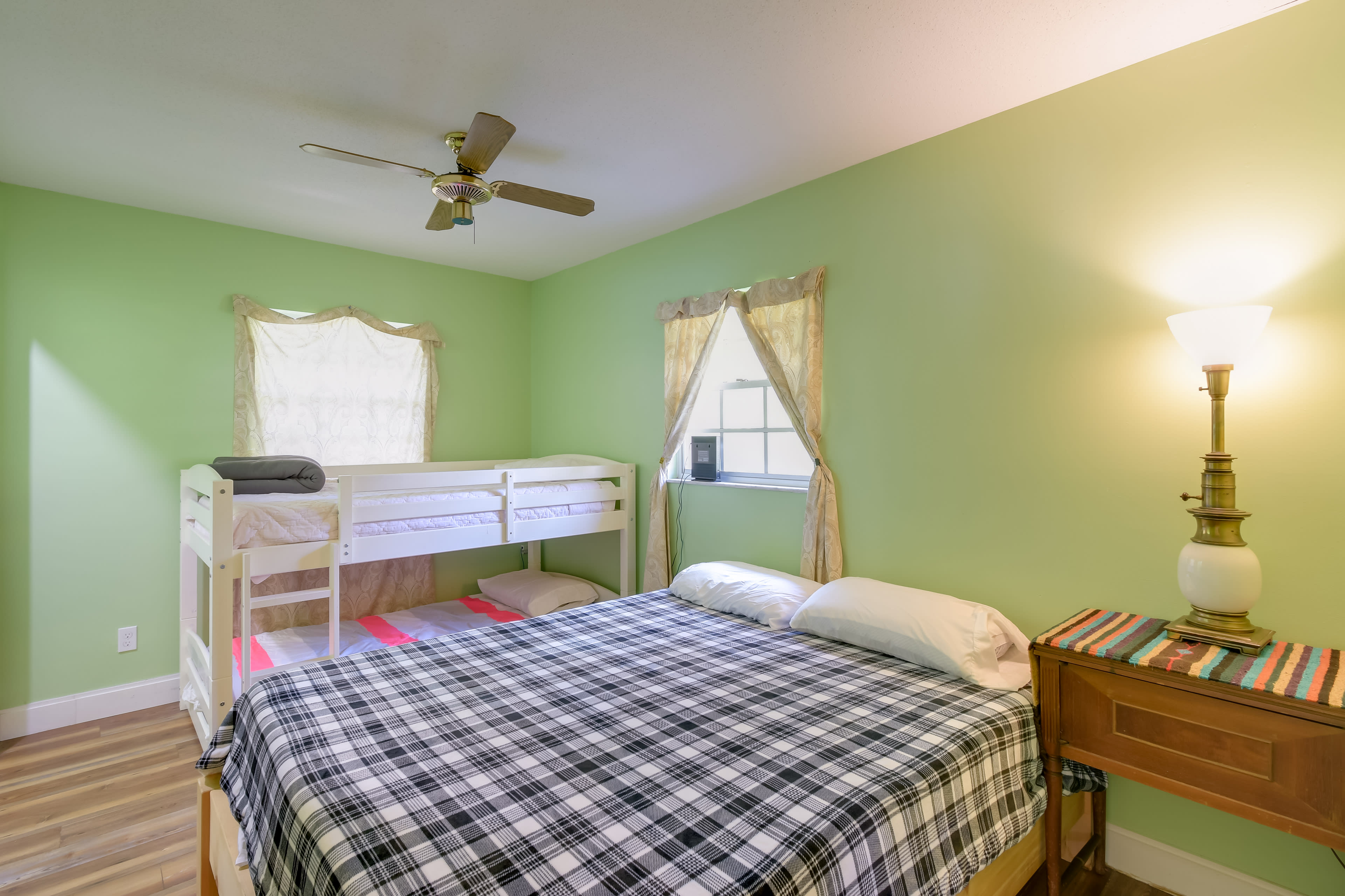 Bedroom 2 | Queen Bed | Twin Bunk Bed