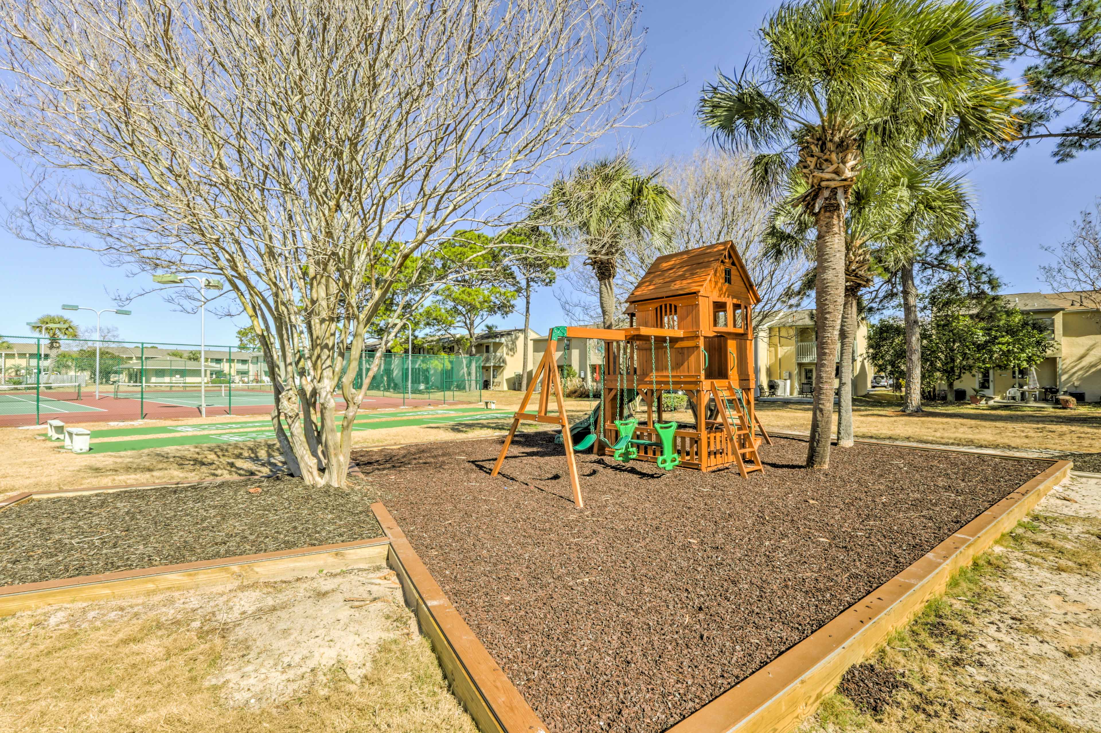 Community Amenities | Playground