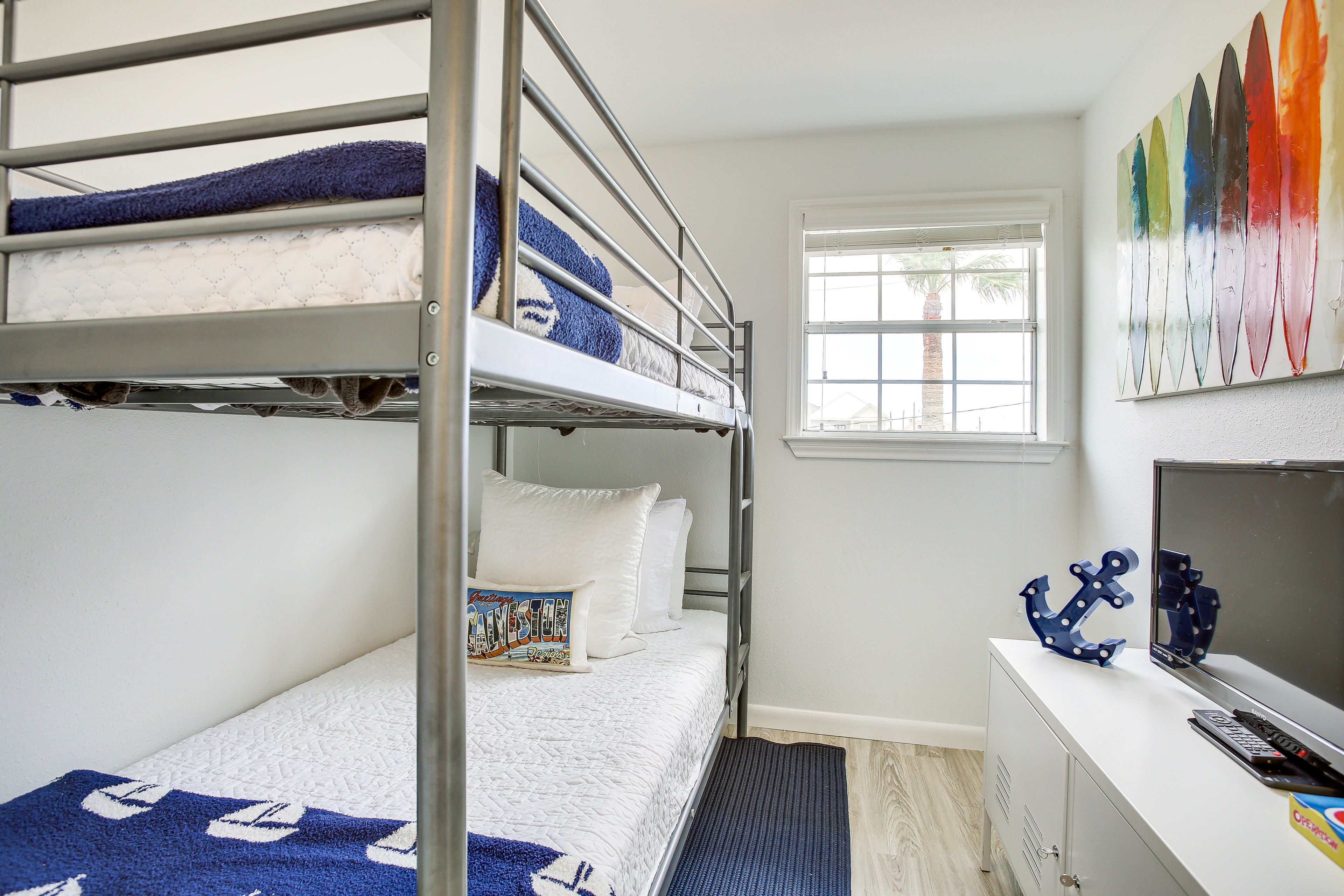 Bedroom 2 | Twin Bunk Bed