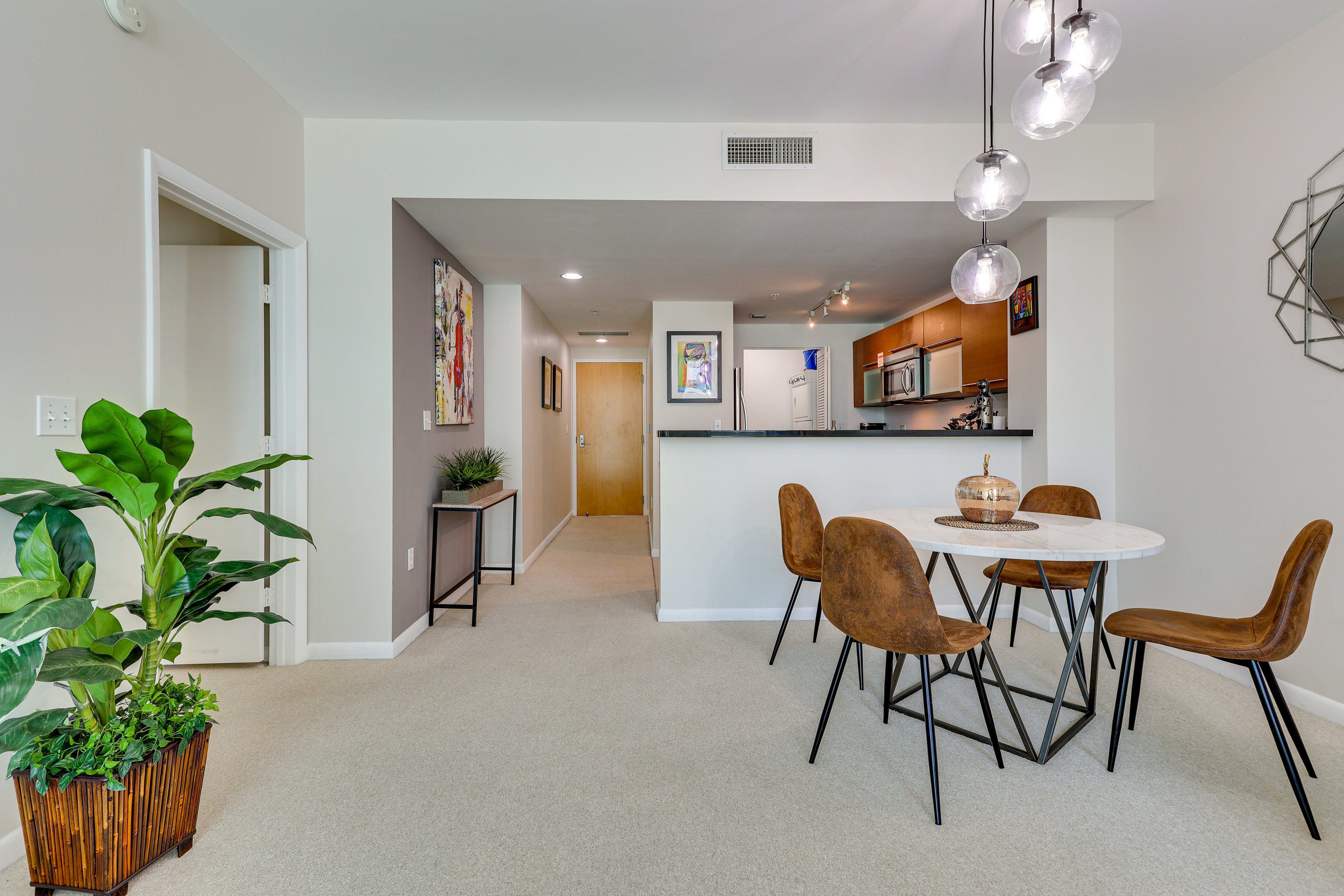 Dining Area | Dishware/Flatware