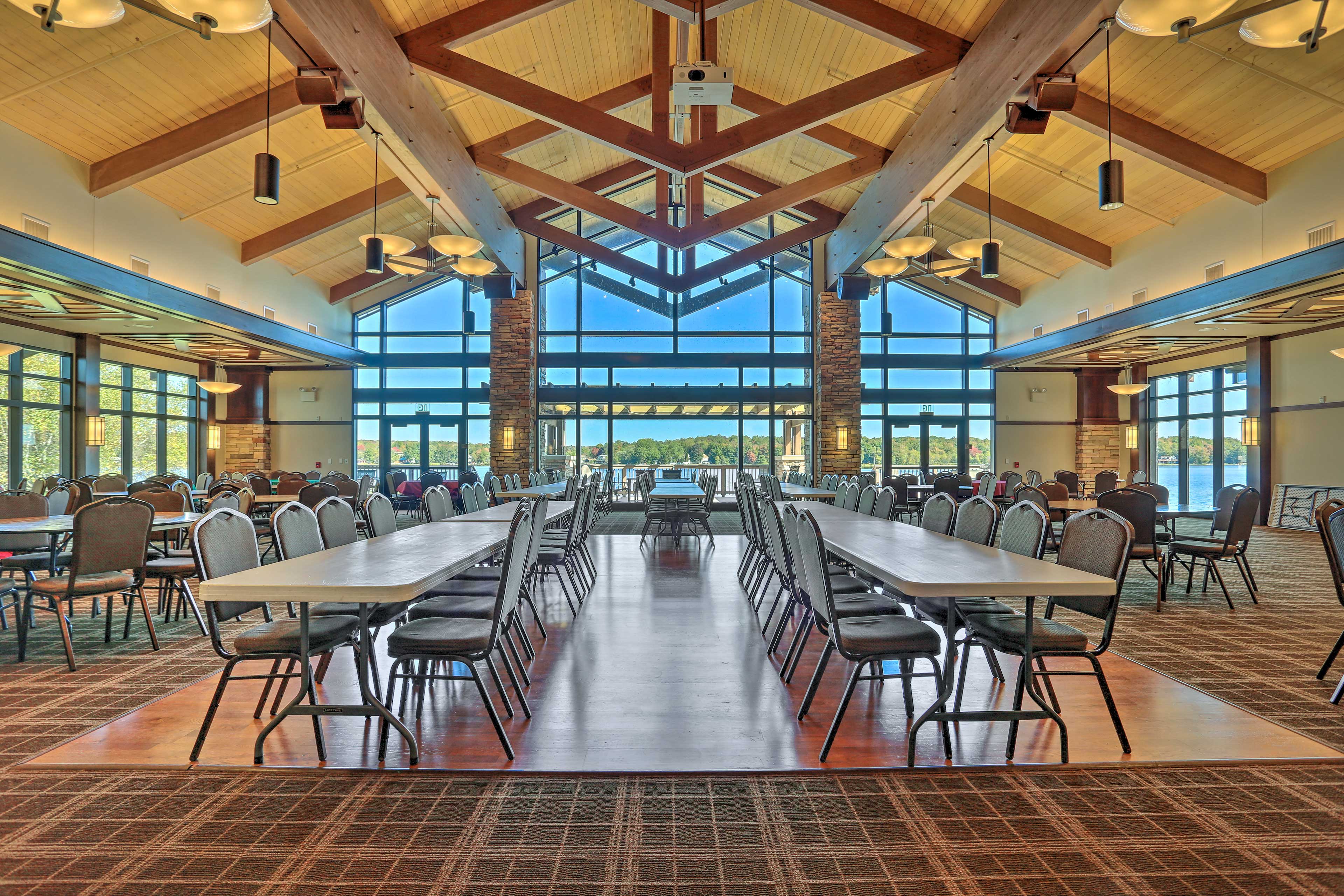 Community Amenities | Dining Area