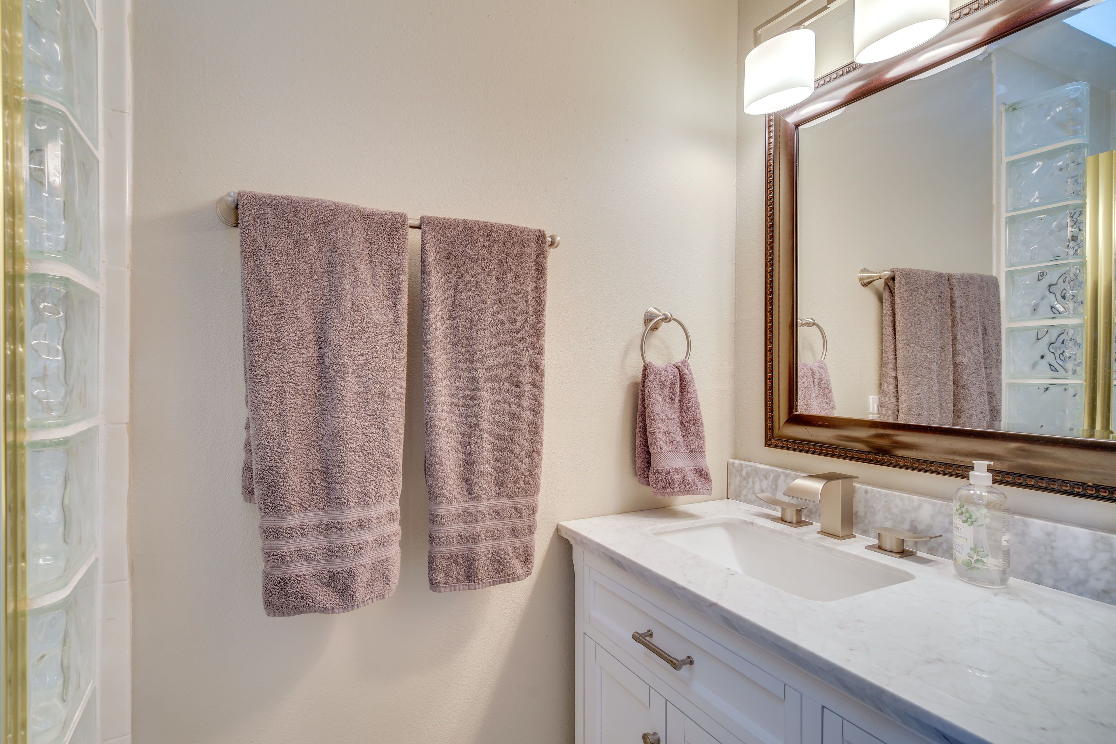 En-Suite Bathroom | Complimentary Toiletries