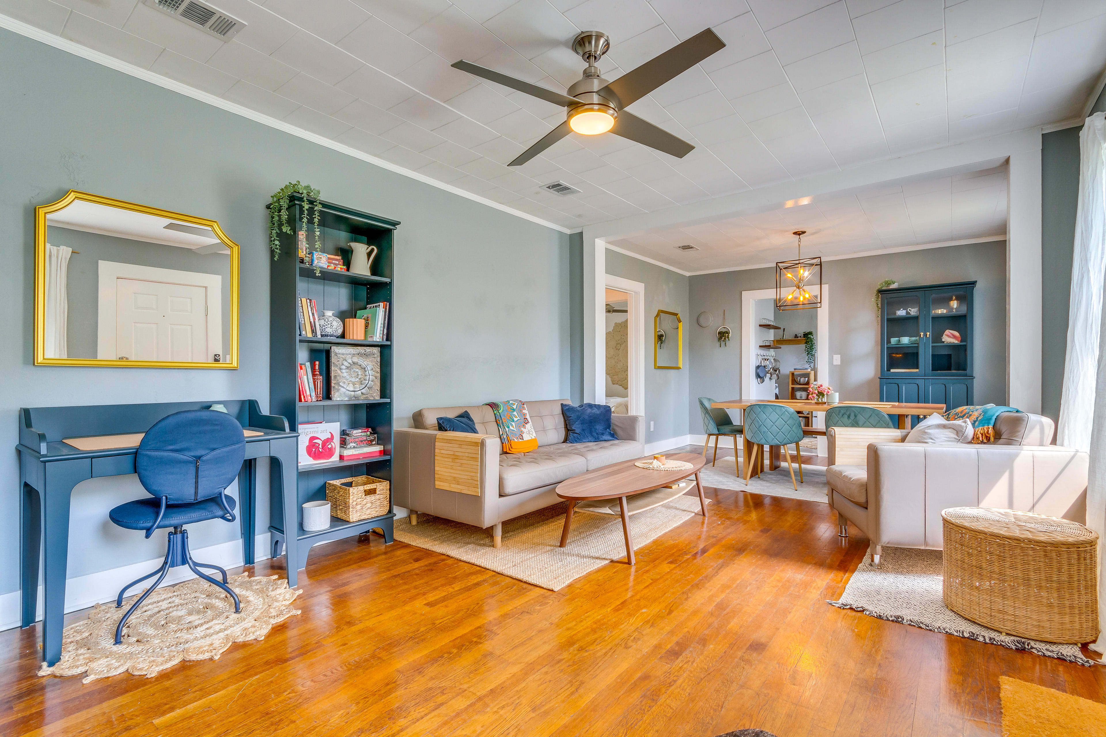 Pet-Friendly Downtown Pensacola Escape w/ Deck!