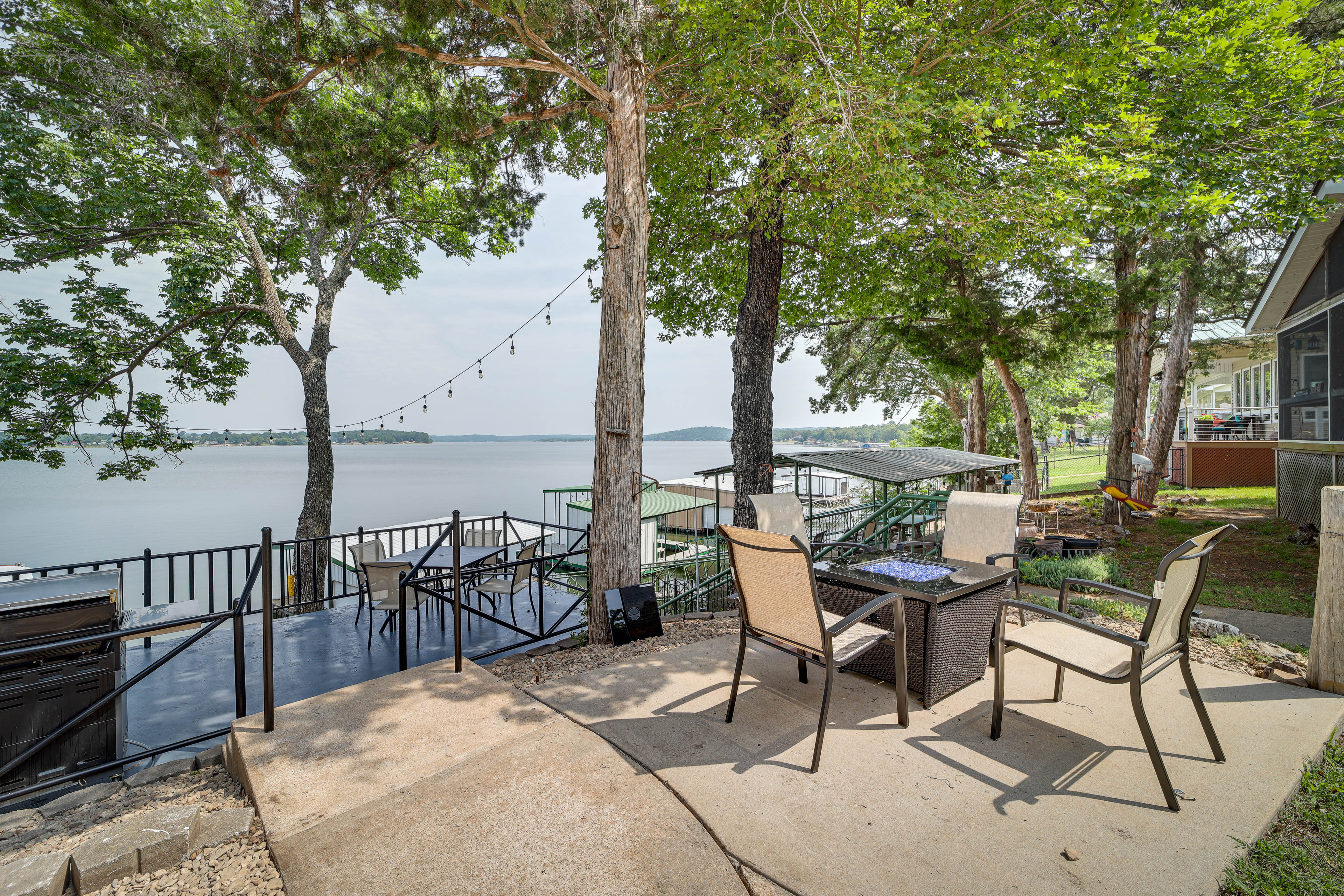 Deck | Gas Grill | Dining Area | Fire Pit