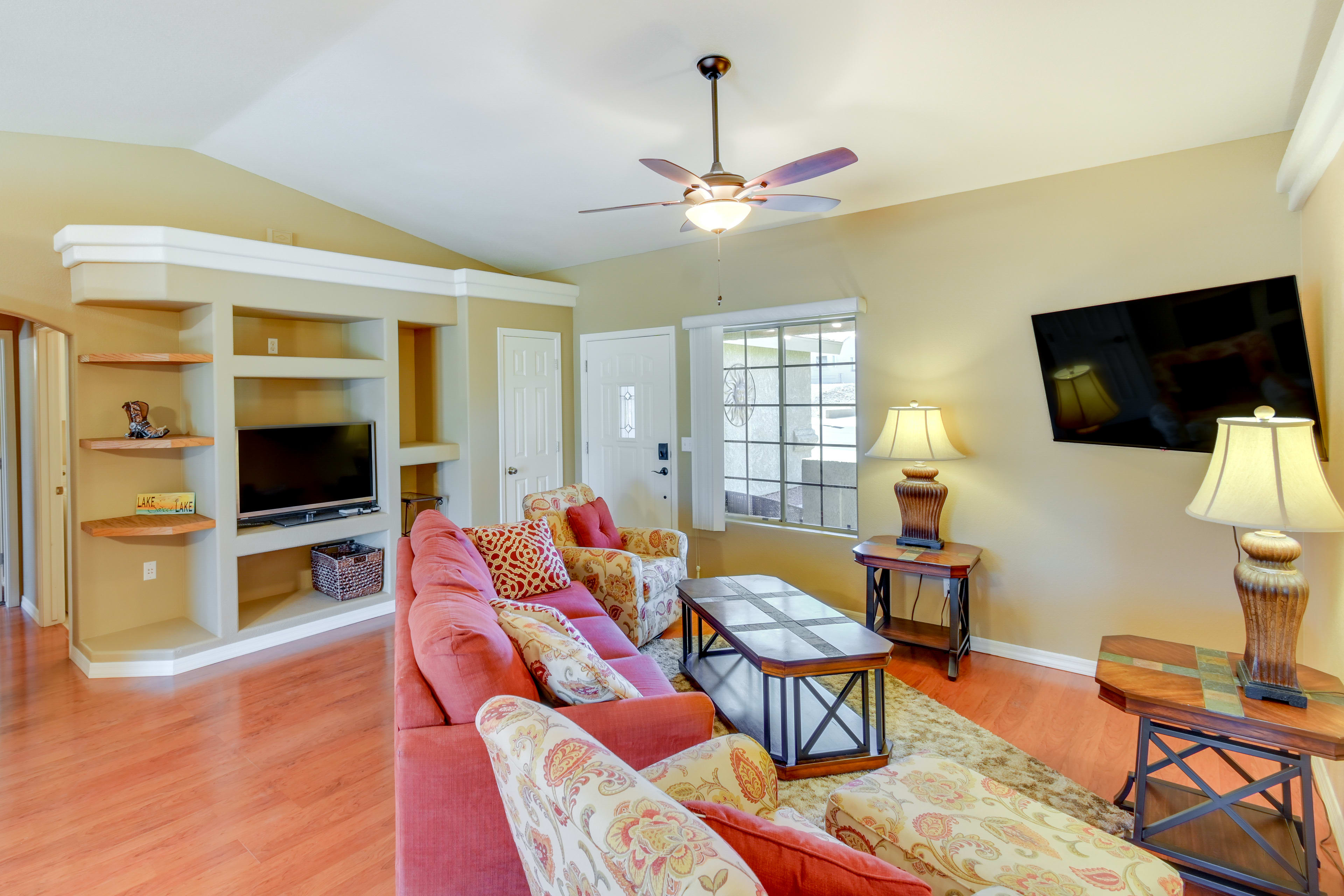 Living Room | Smart TV | Central Heating & A/C | Ceiling Fans