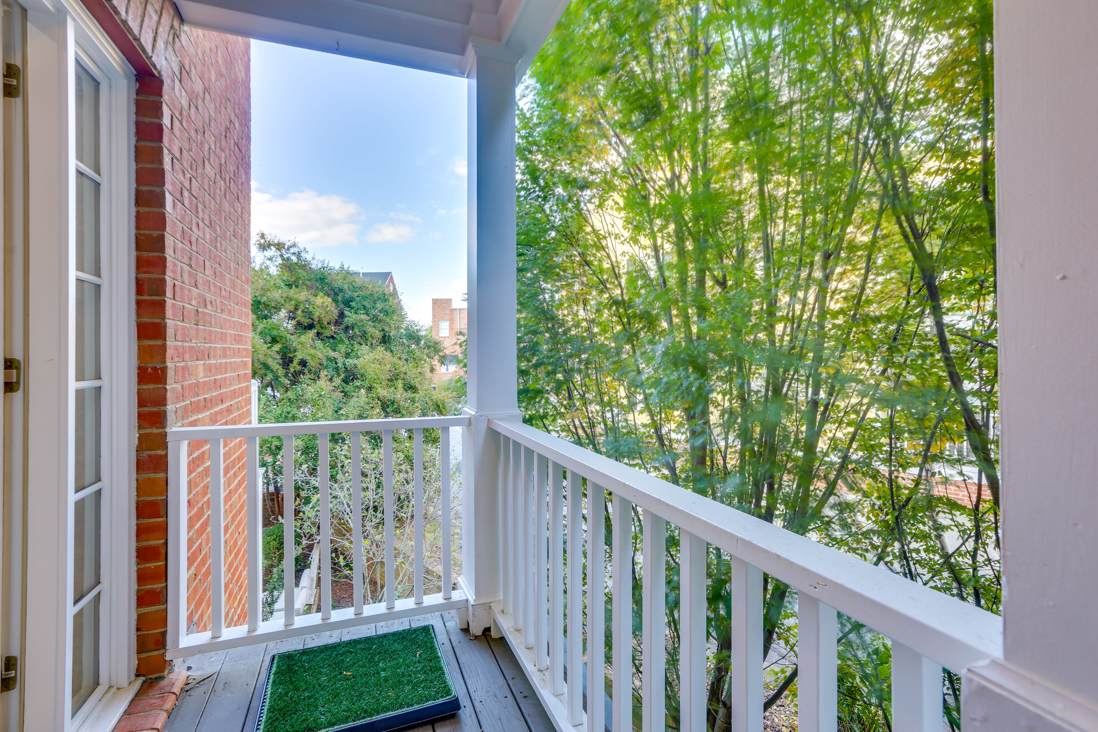 2nd-Floor Balcony