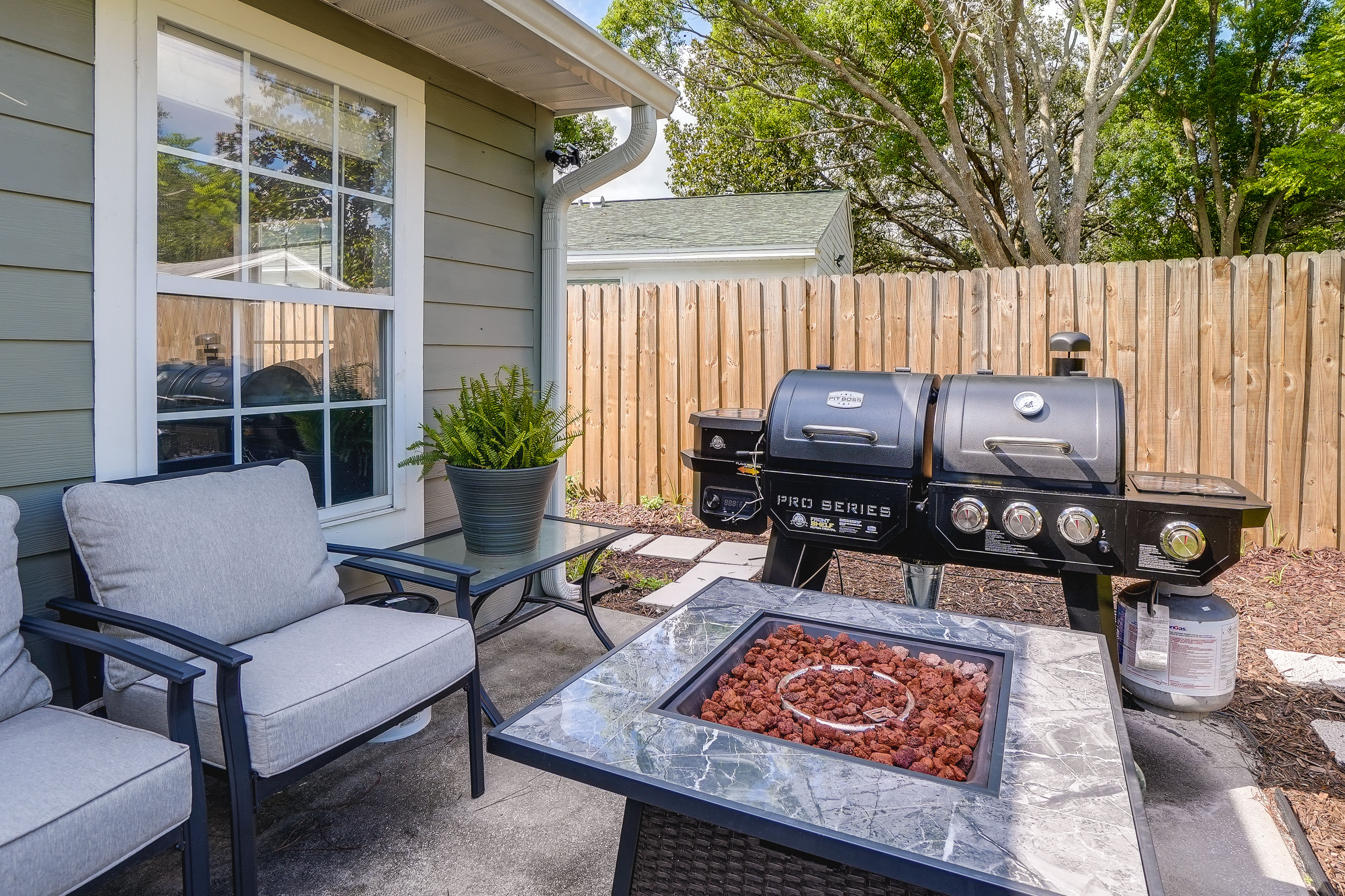 Patio | Fire Pit | Gas Grill