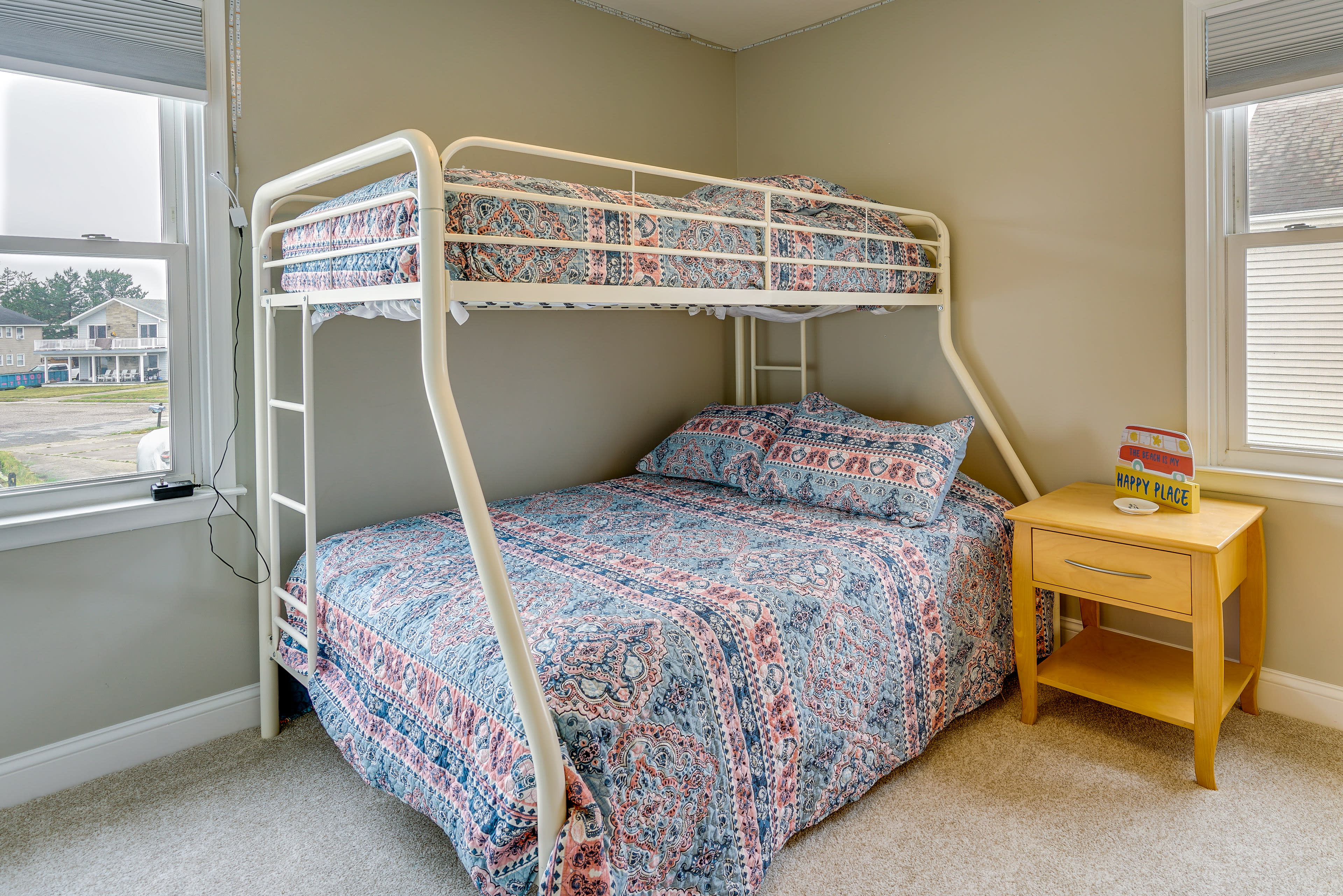 Bedroom 3 | Twin/Full Bunk Bed | Smart TV w/ Cable