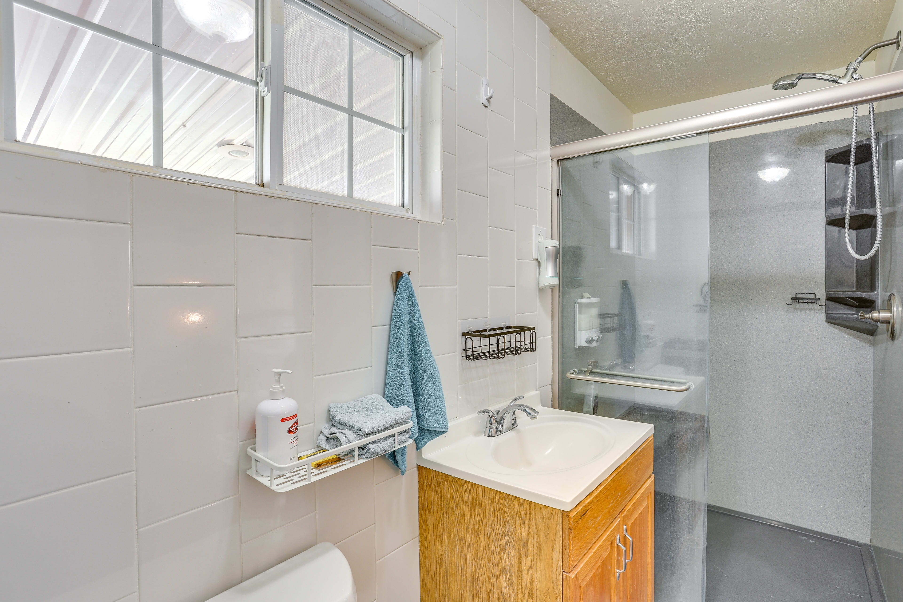 En-Suite Bathroom | Complimentary Toiletries | Walk-In Shower