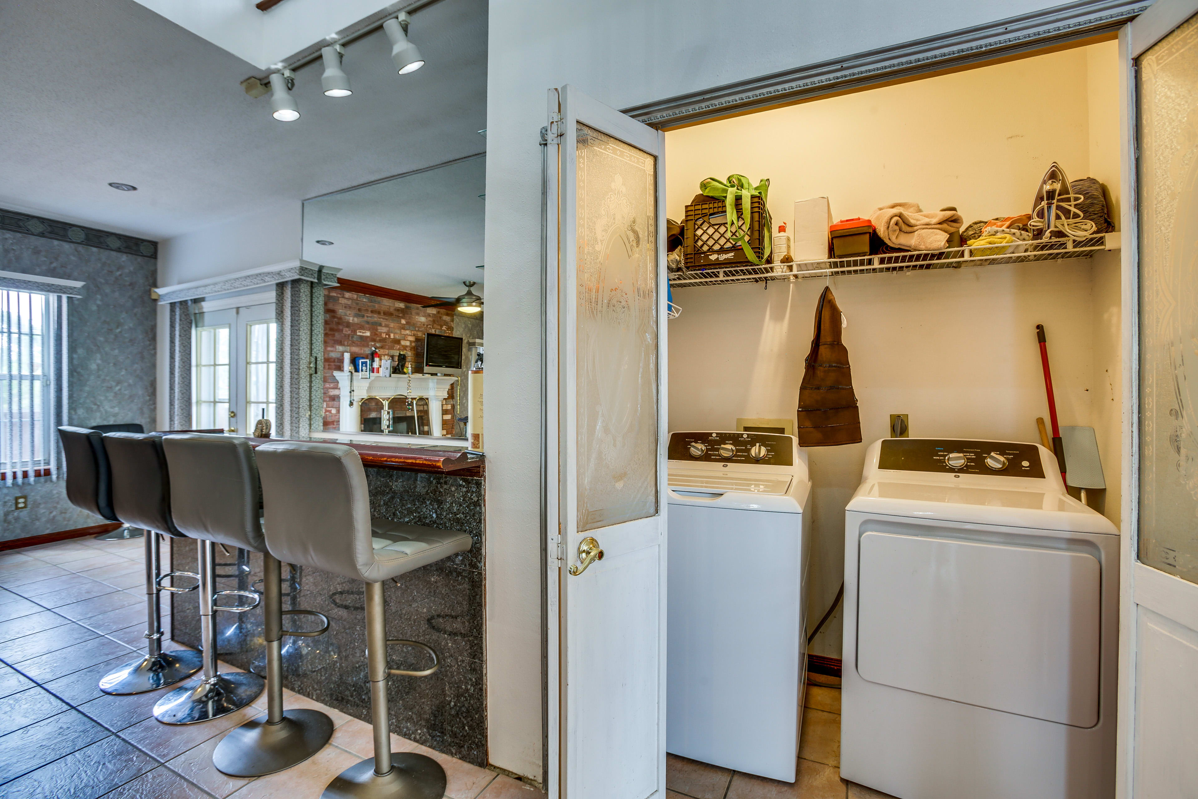 Laundry Closet | 1st Floor | Washer + Dryer