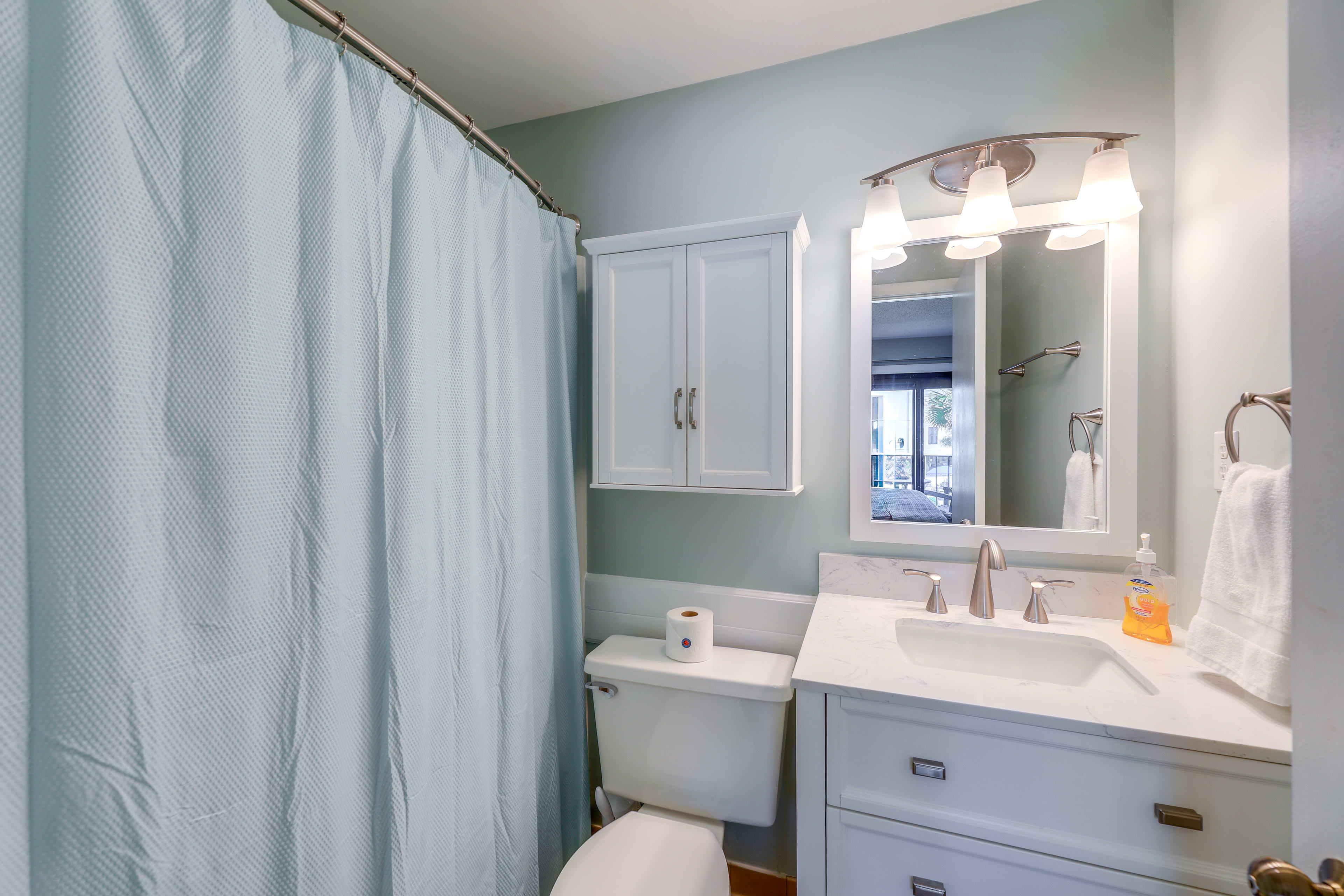 En-Suite Bathroom | Towels Provided | Complimentary Toiletries