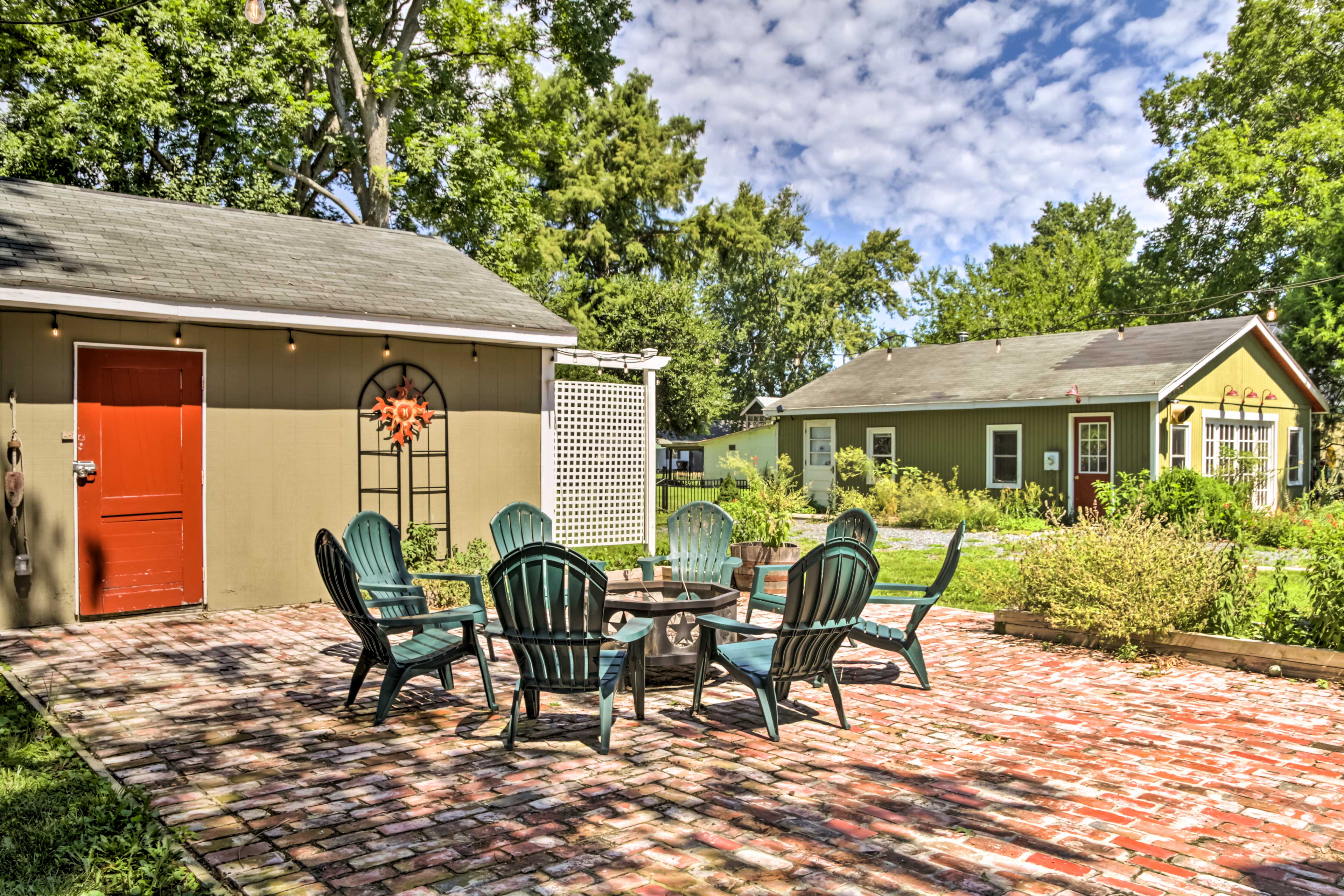 Shared Outdoor Space | Wood Fire Pit