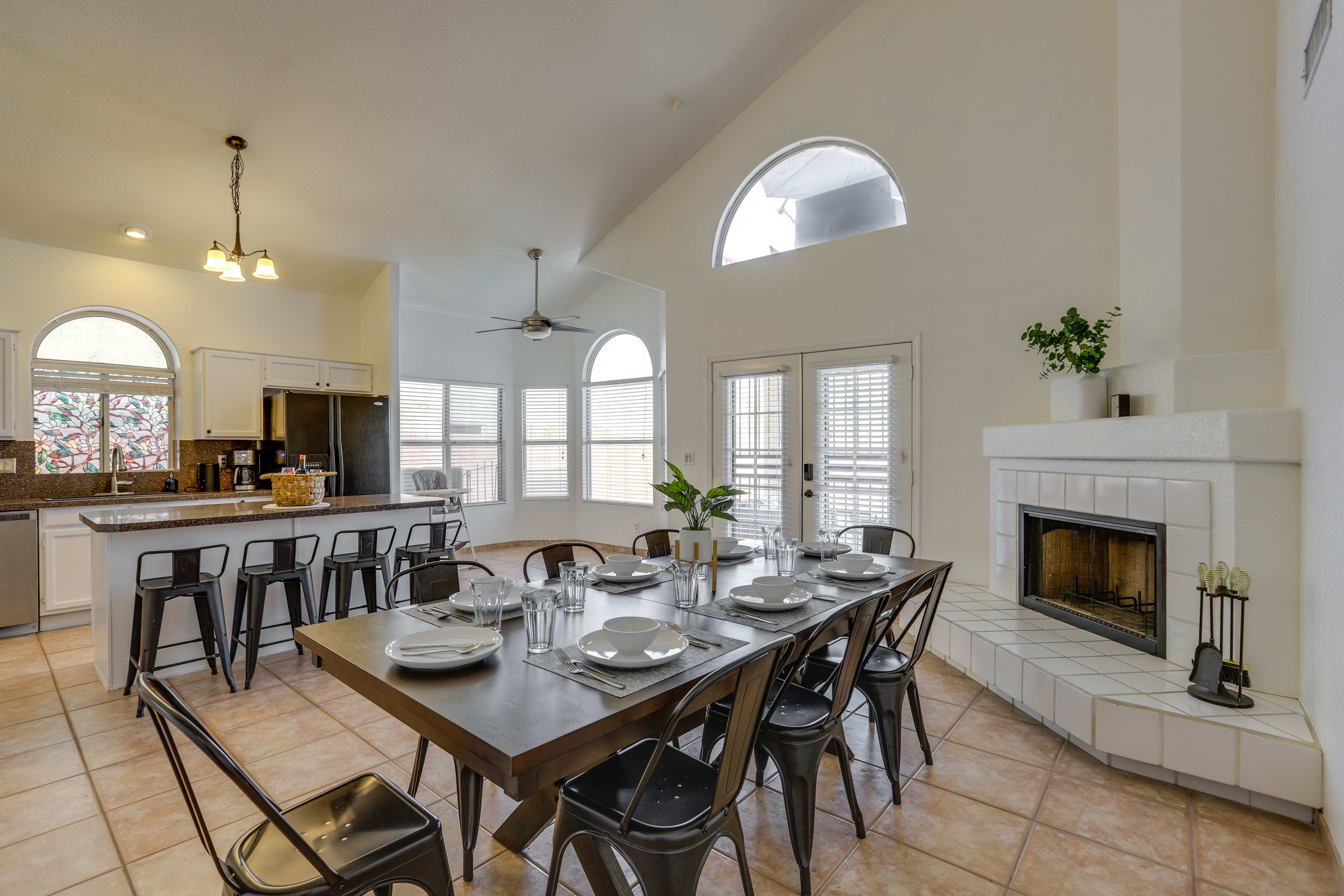 Dining Area | Dishware & Flatware Provided | High Chair