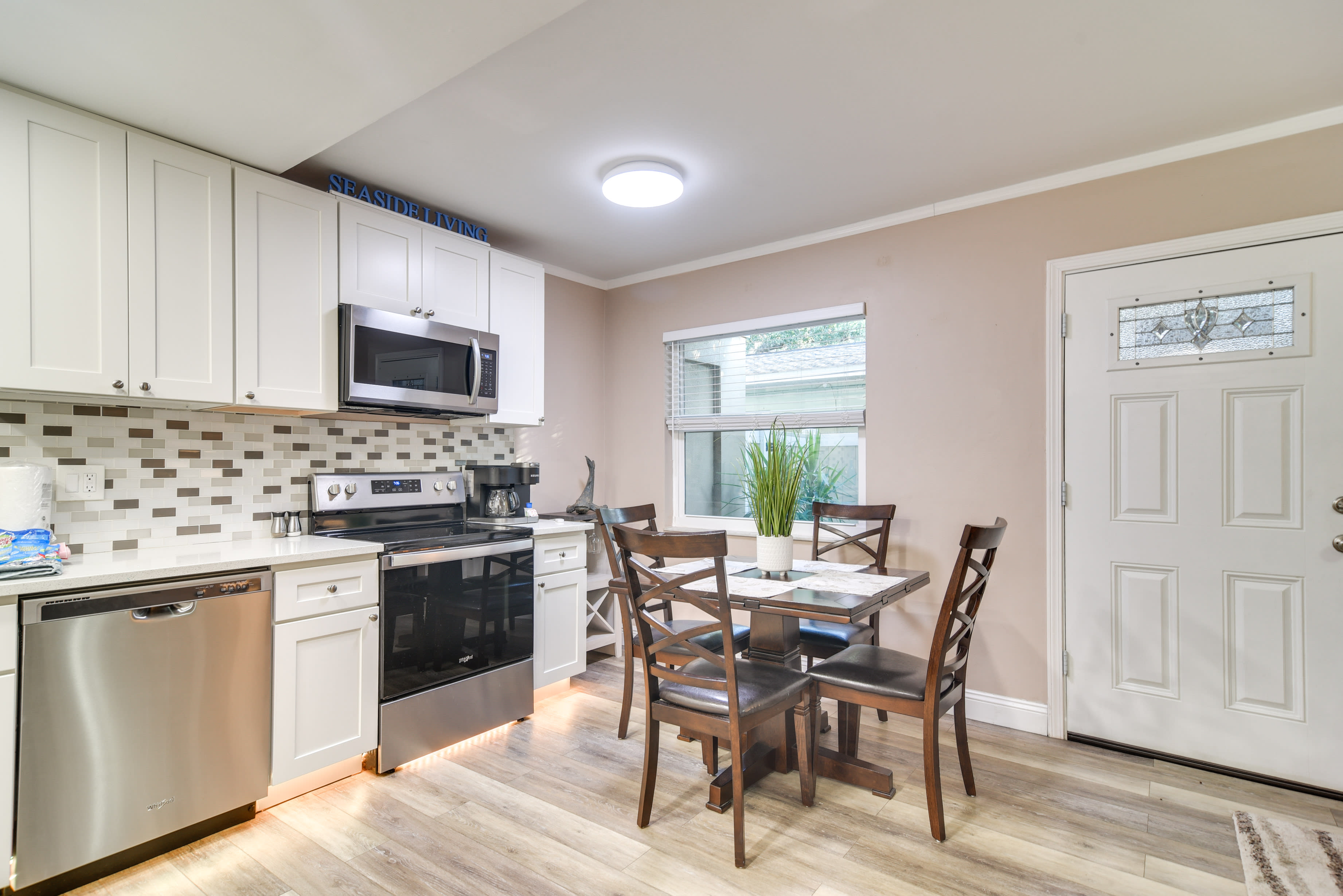 Dining Area | Dishware/Flatware | Trash Bags/Paper Towels