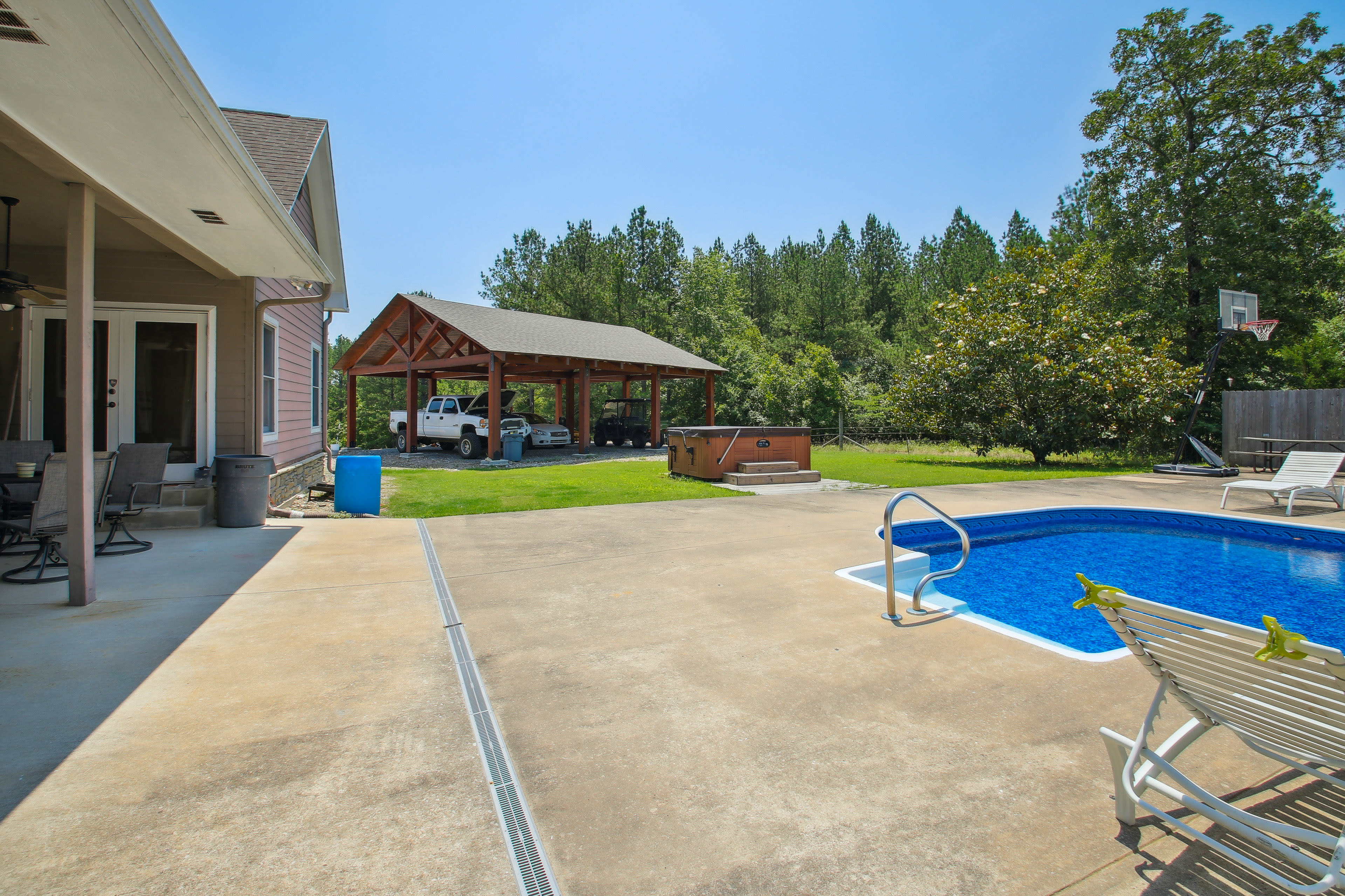 Studio Exterior | Private Pool