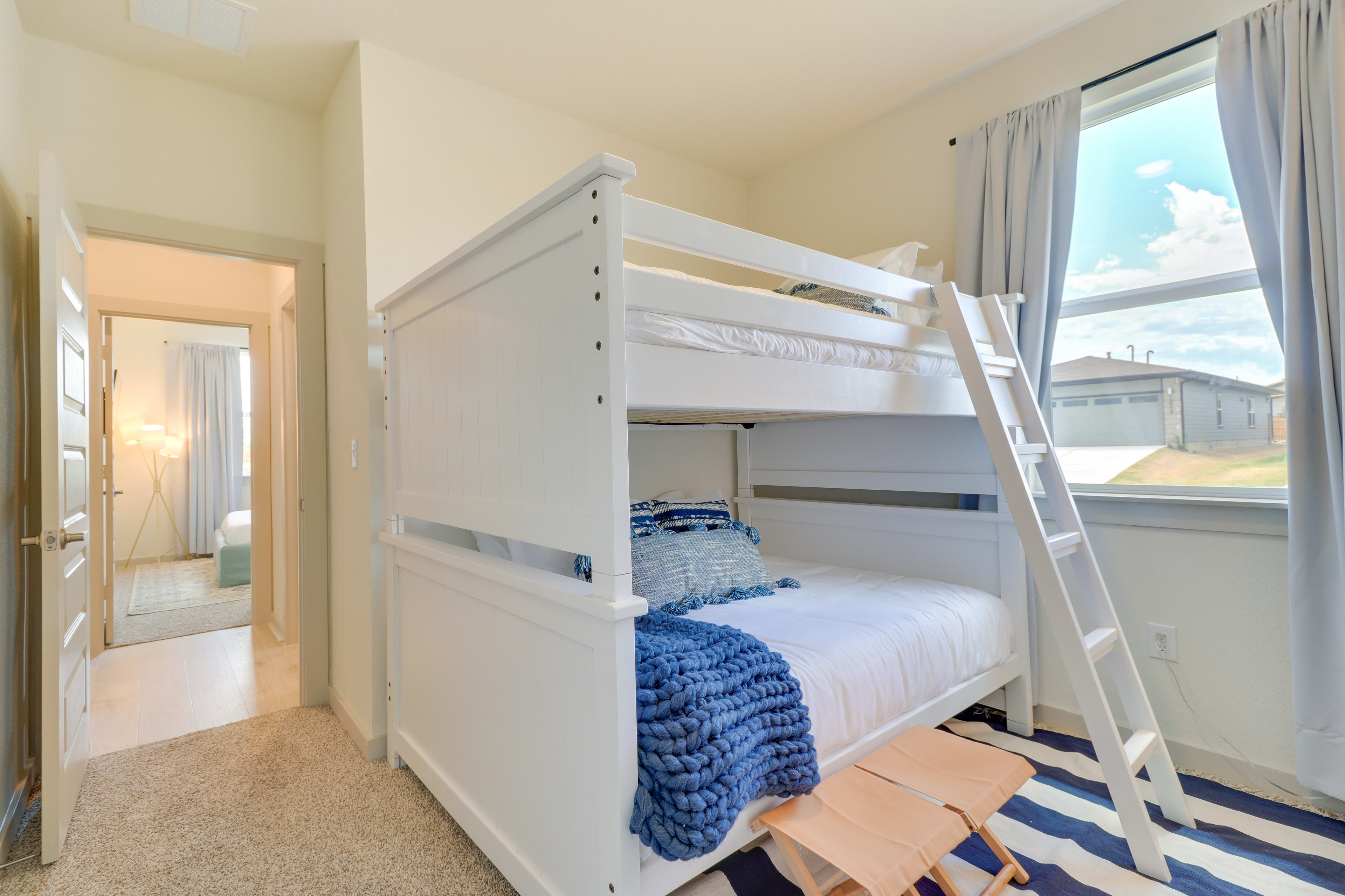 Bedroom 4 | Full Bunk Bed | Smart TV