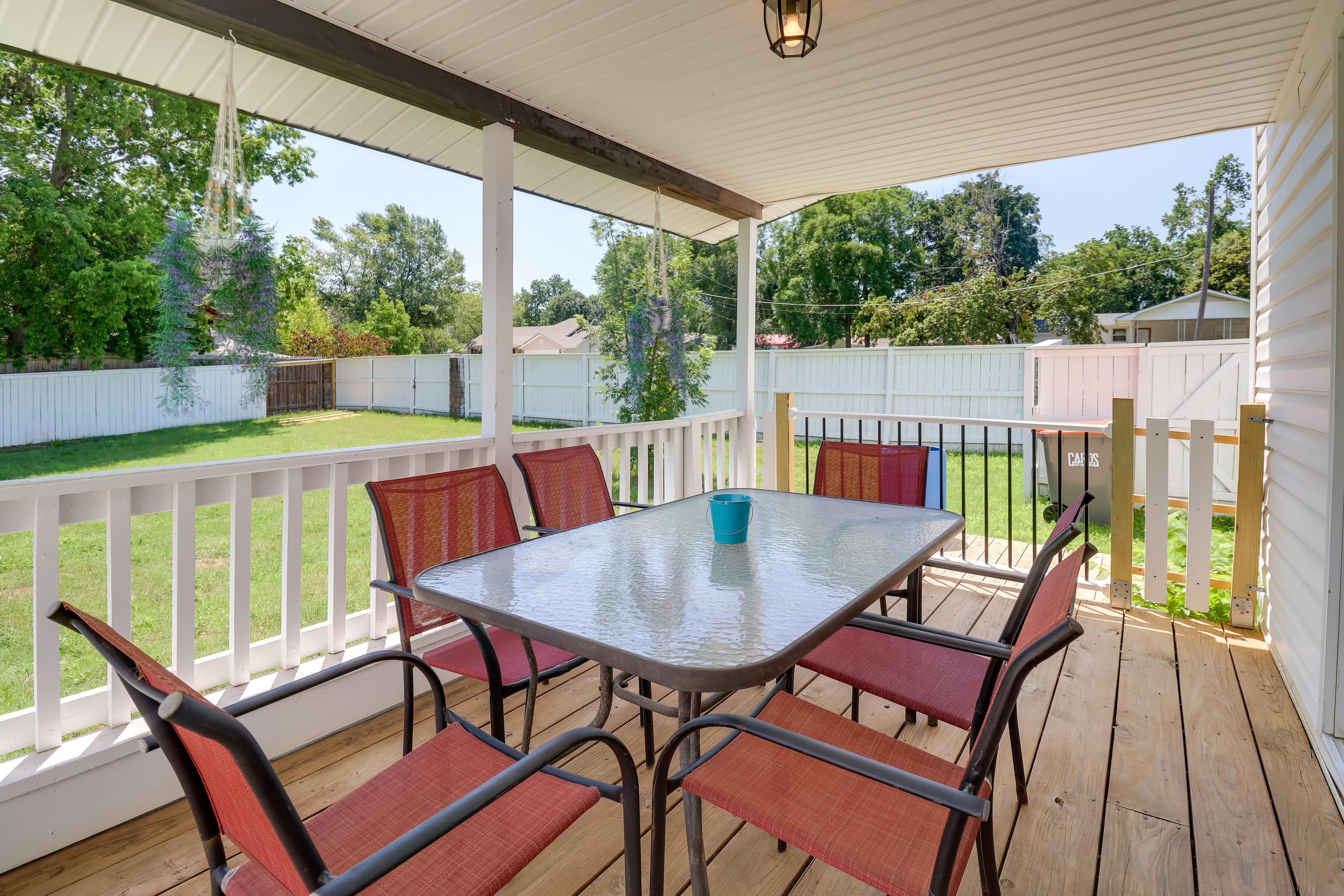 Deck | Dining Area