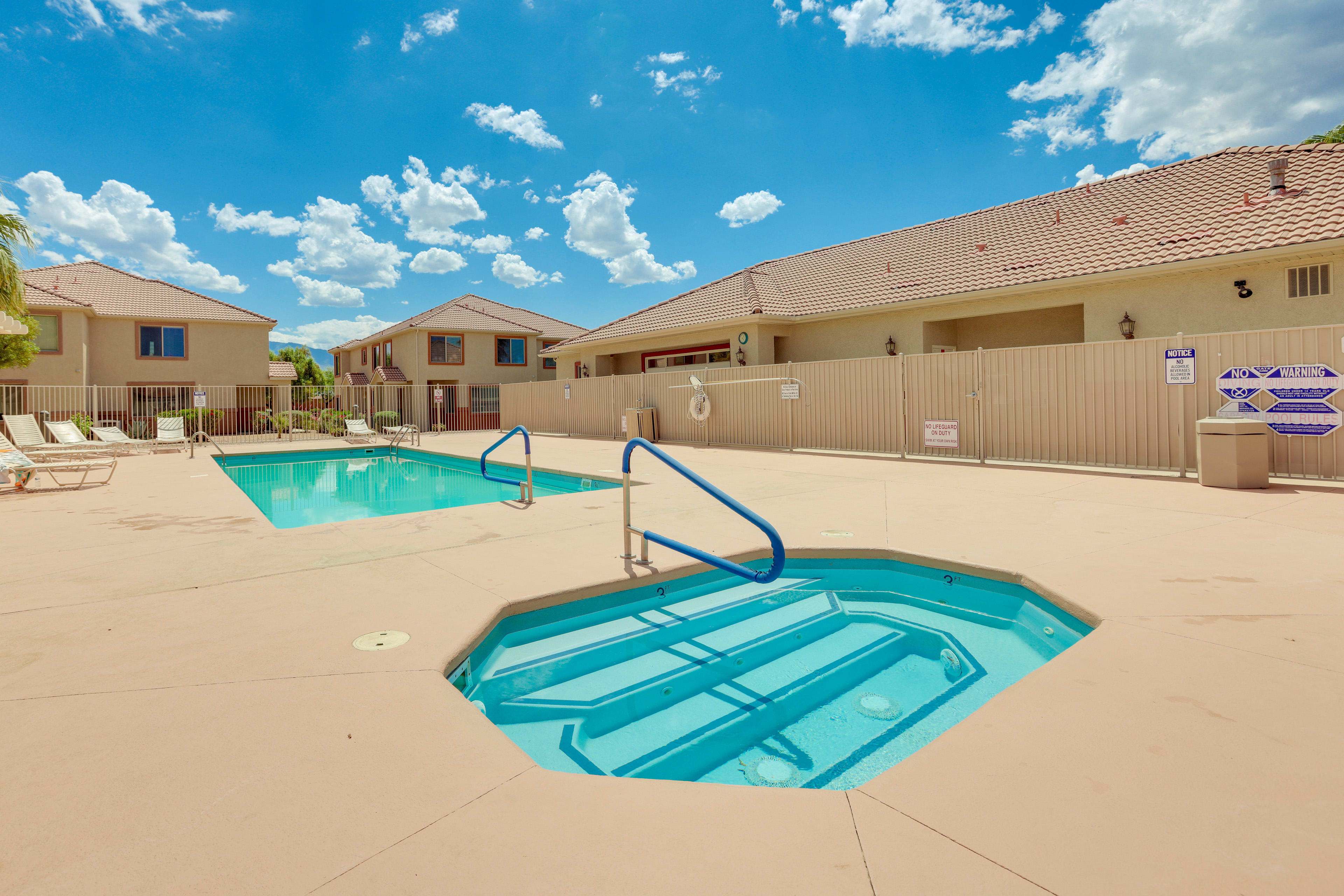 Community Amenities | Outdoor Pool & Hot Tub