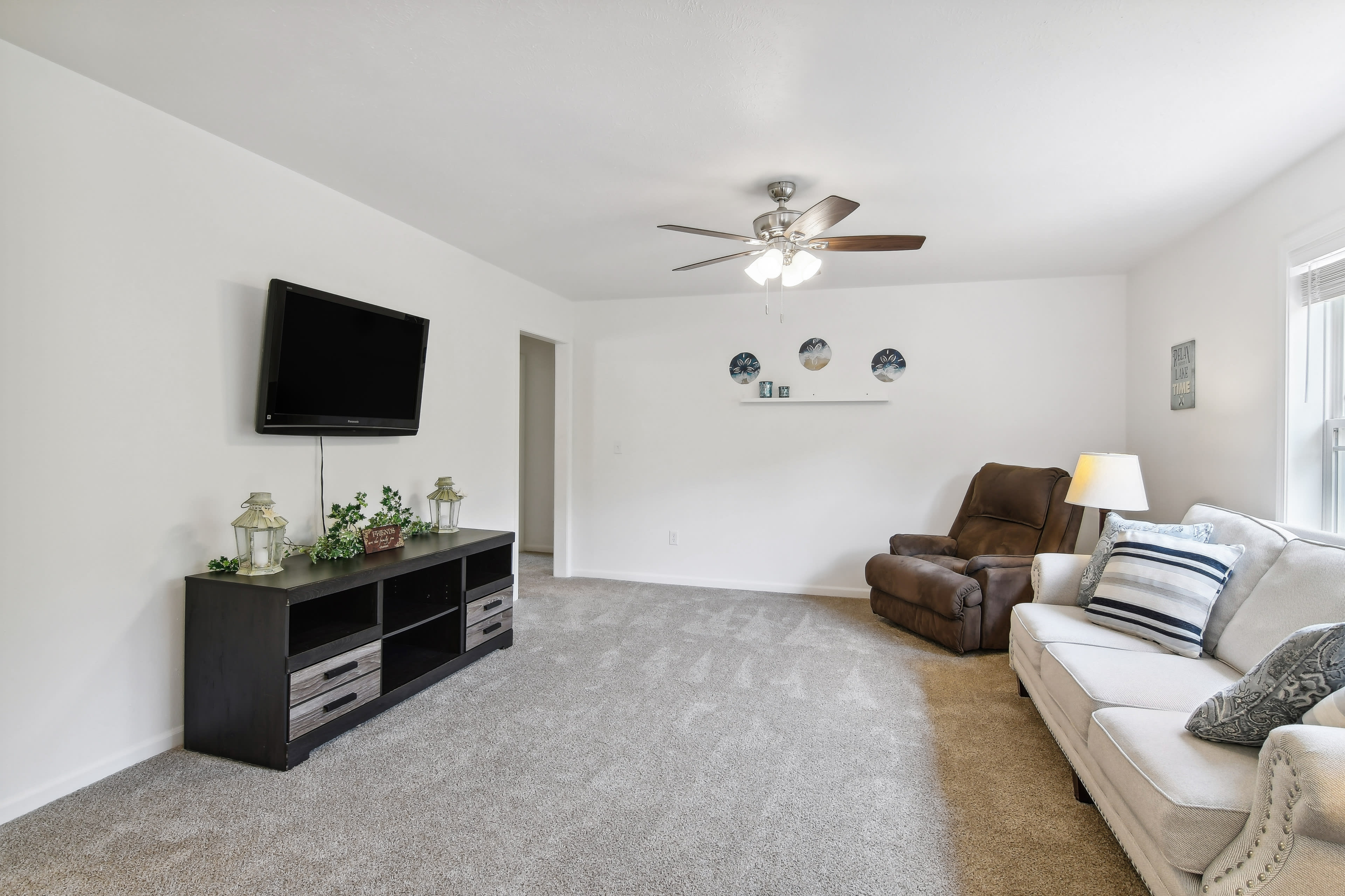 Living Room | Main Floor | Smart TV | Central A/C