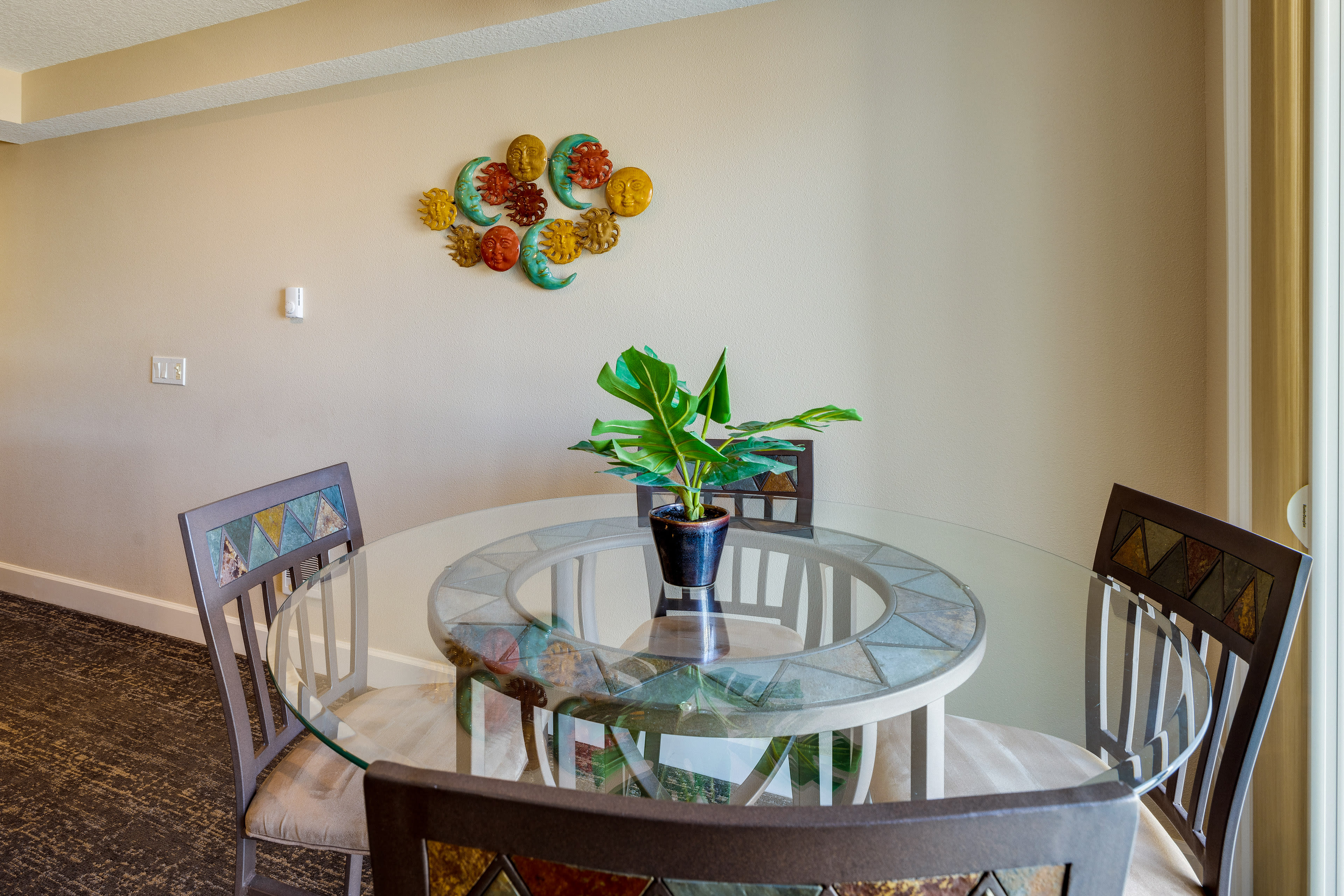 Dining Area | Fully Equipped Kitchen