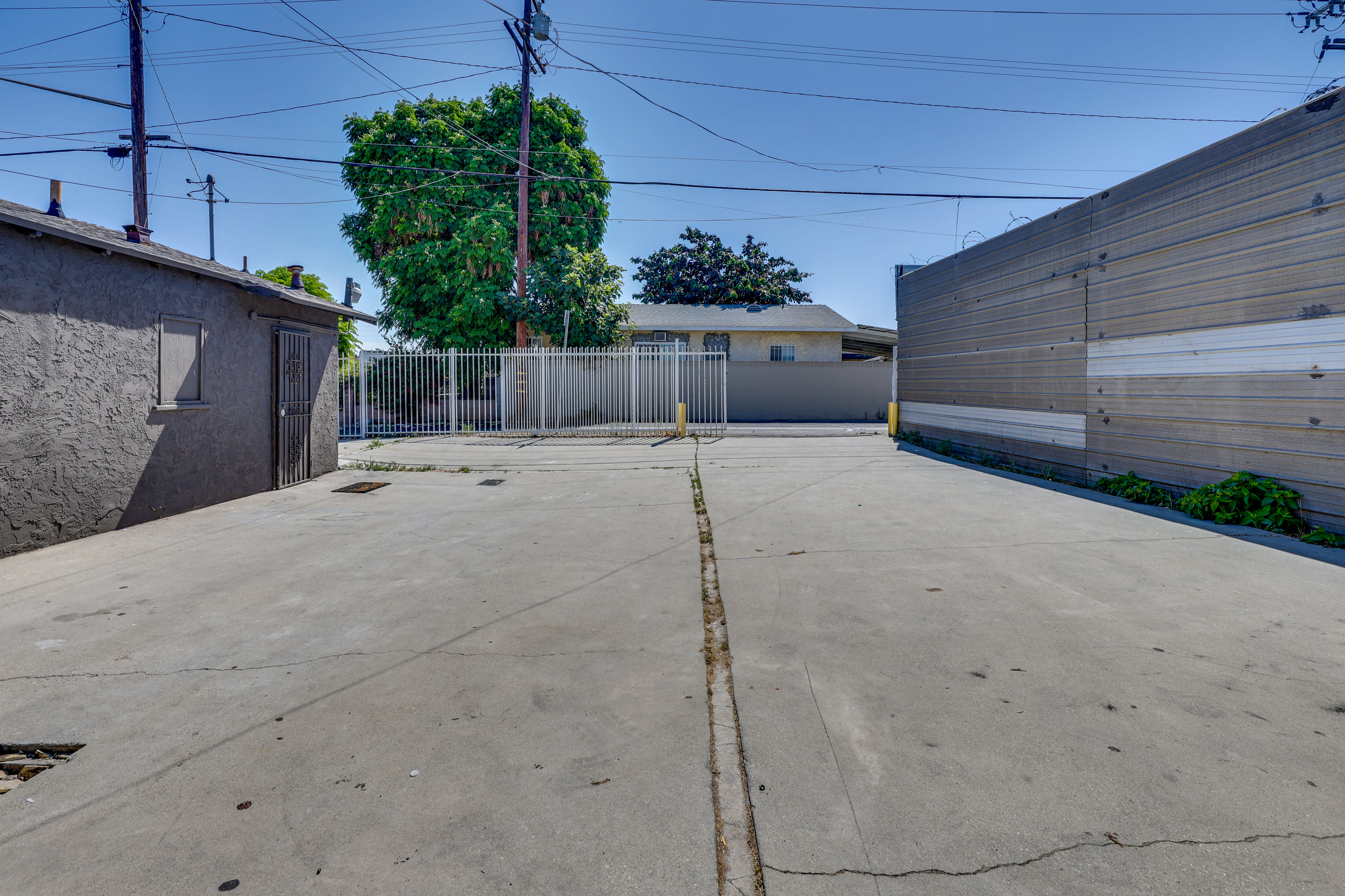 Parking | Driveway (2 Vehicles)