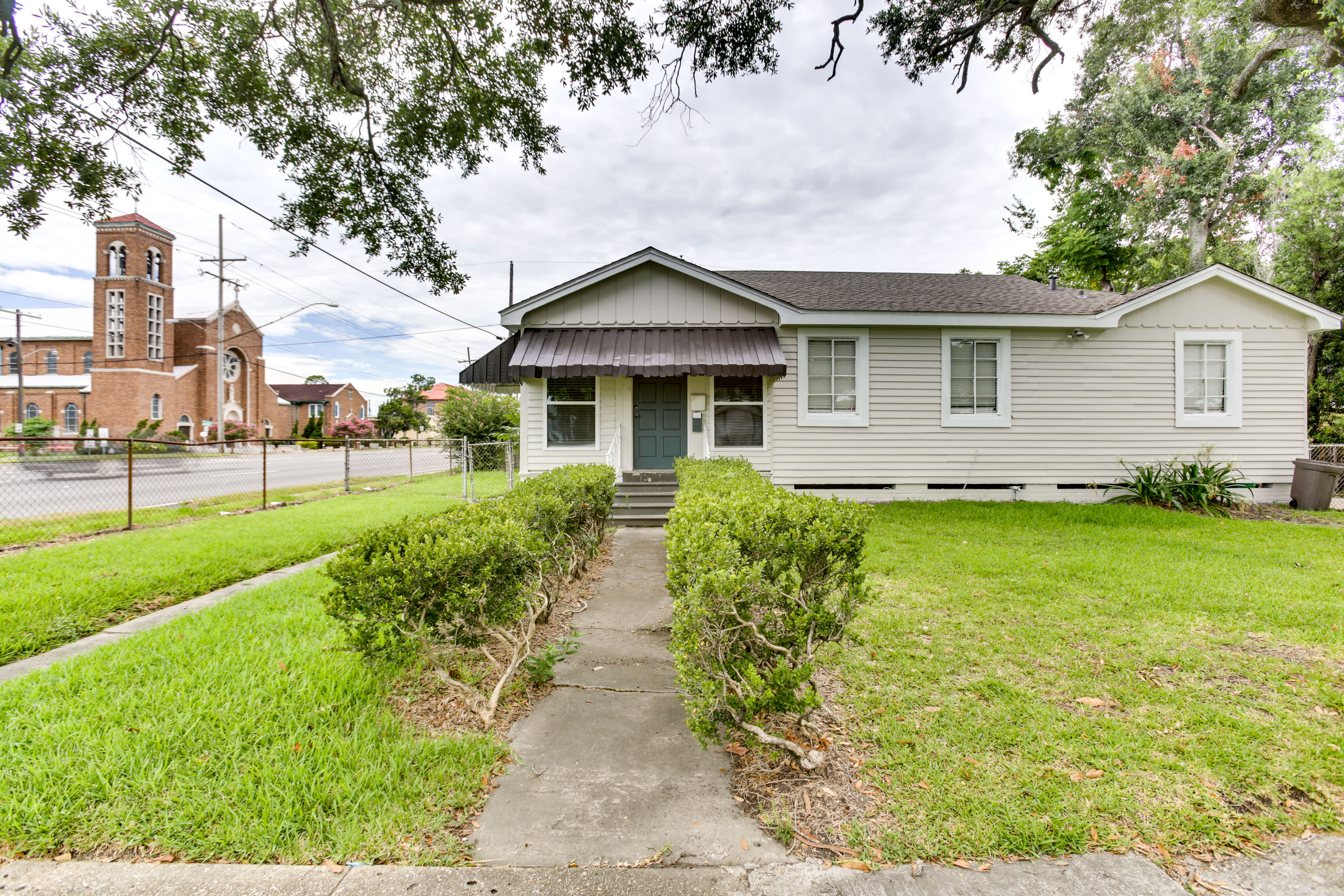 Jefferson Vacation Rental | 3BR | 2BA | Stairs Required | 1,200 Sq Ft