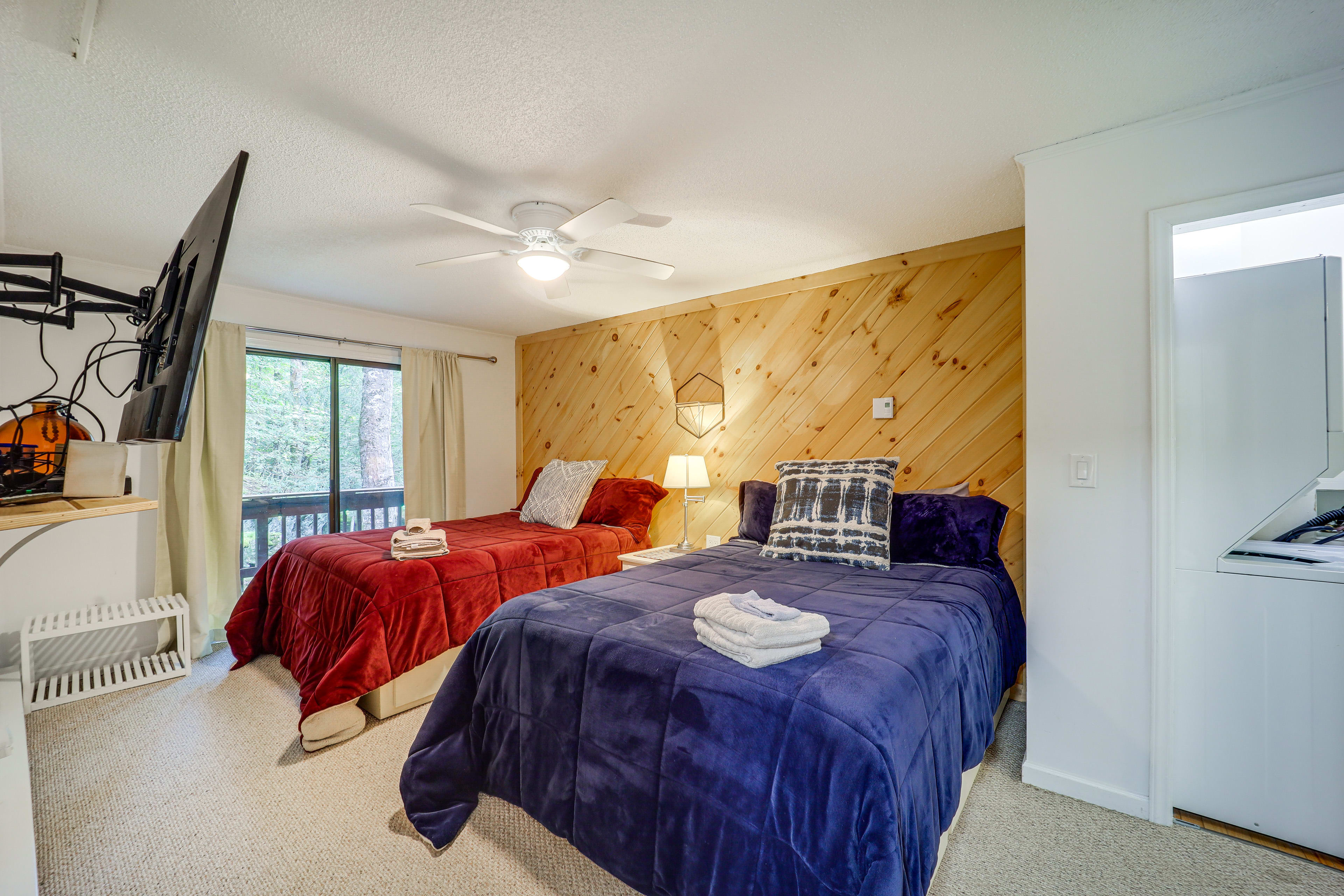 Bedroom 1 | 2 Queen Beds | En-Suite Bathroom