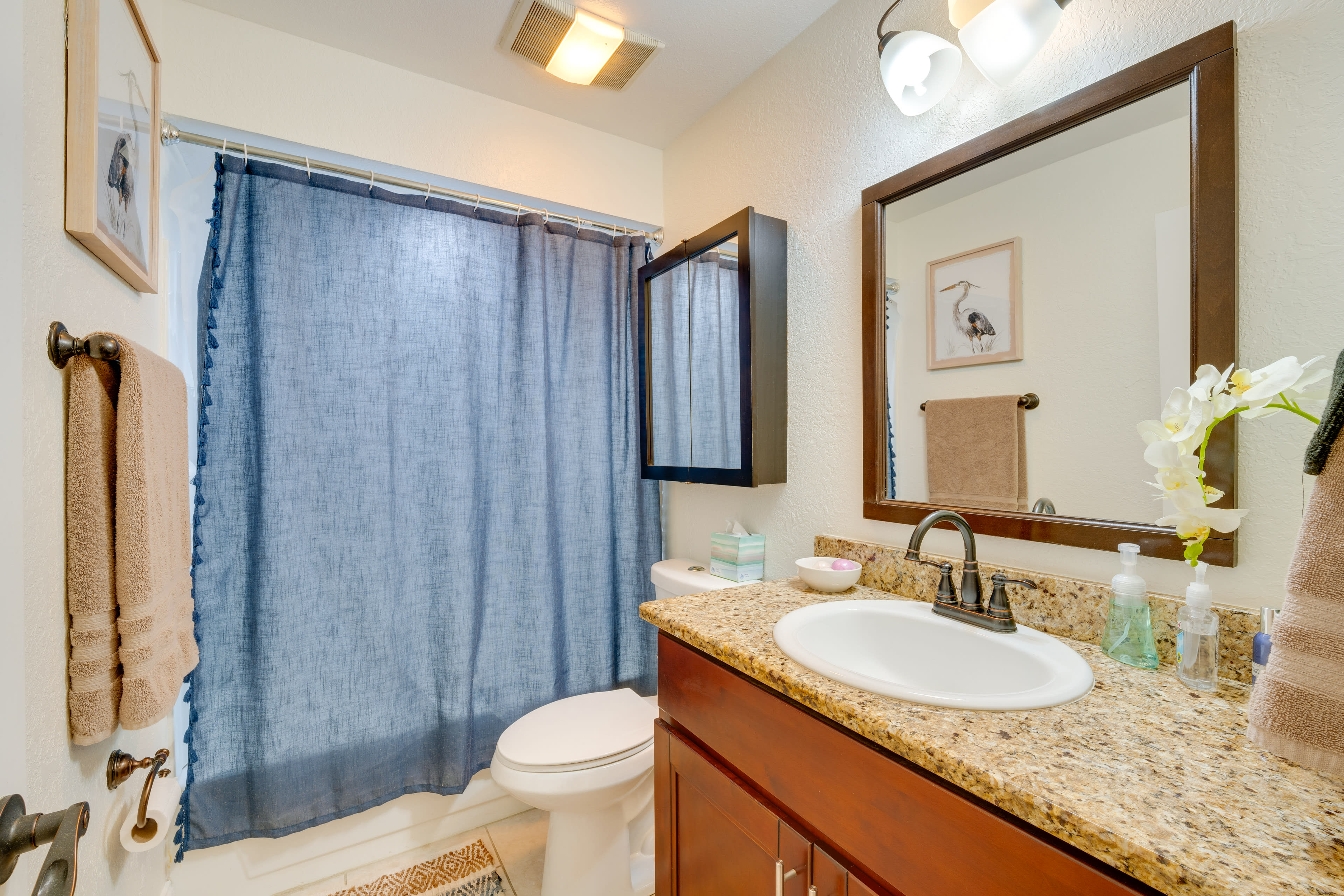 Bathroom | Towels Provided | Complimentary Toiletries