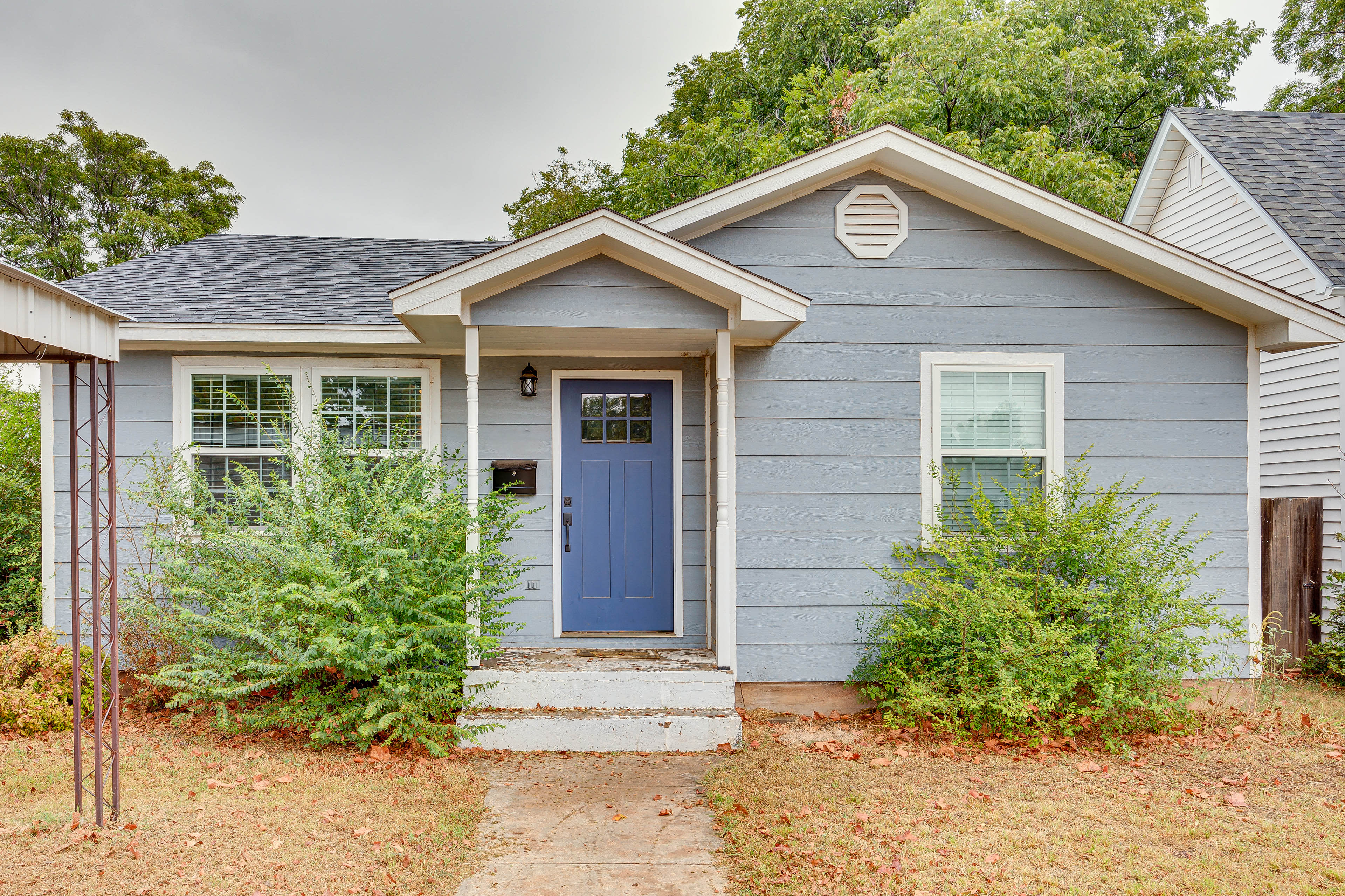 Property Exterior | Carport (1 Vehicle) | Free Street Parking