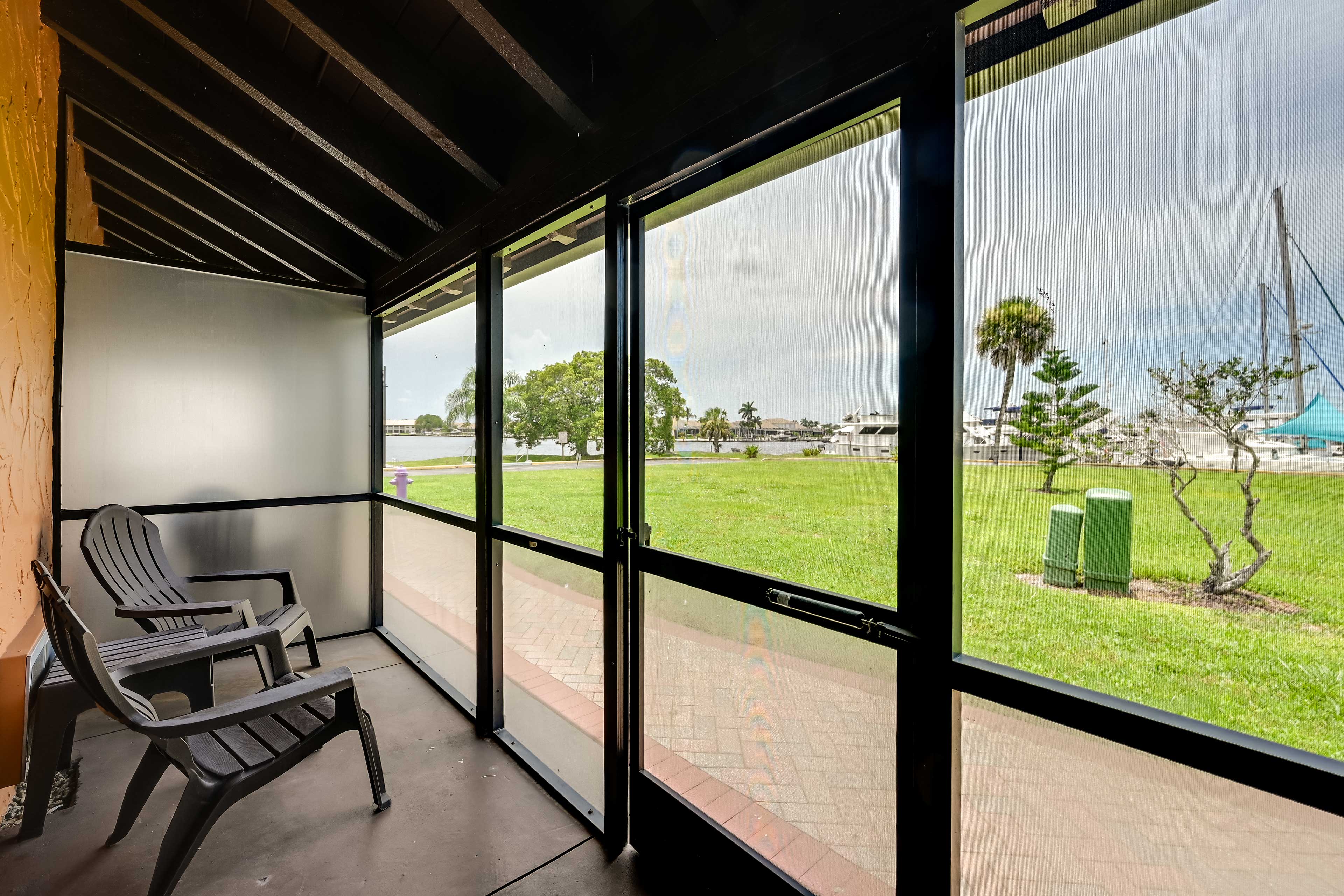 Screened Patio