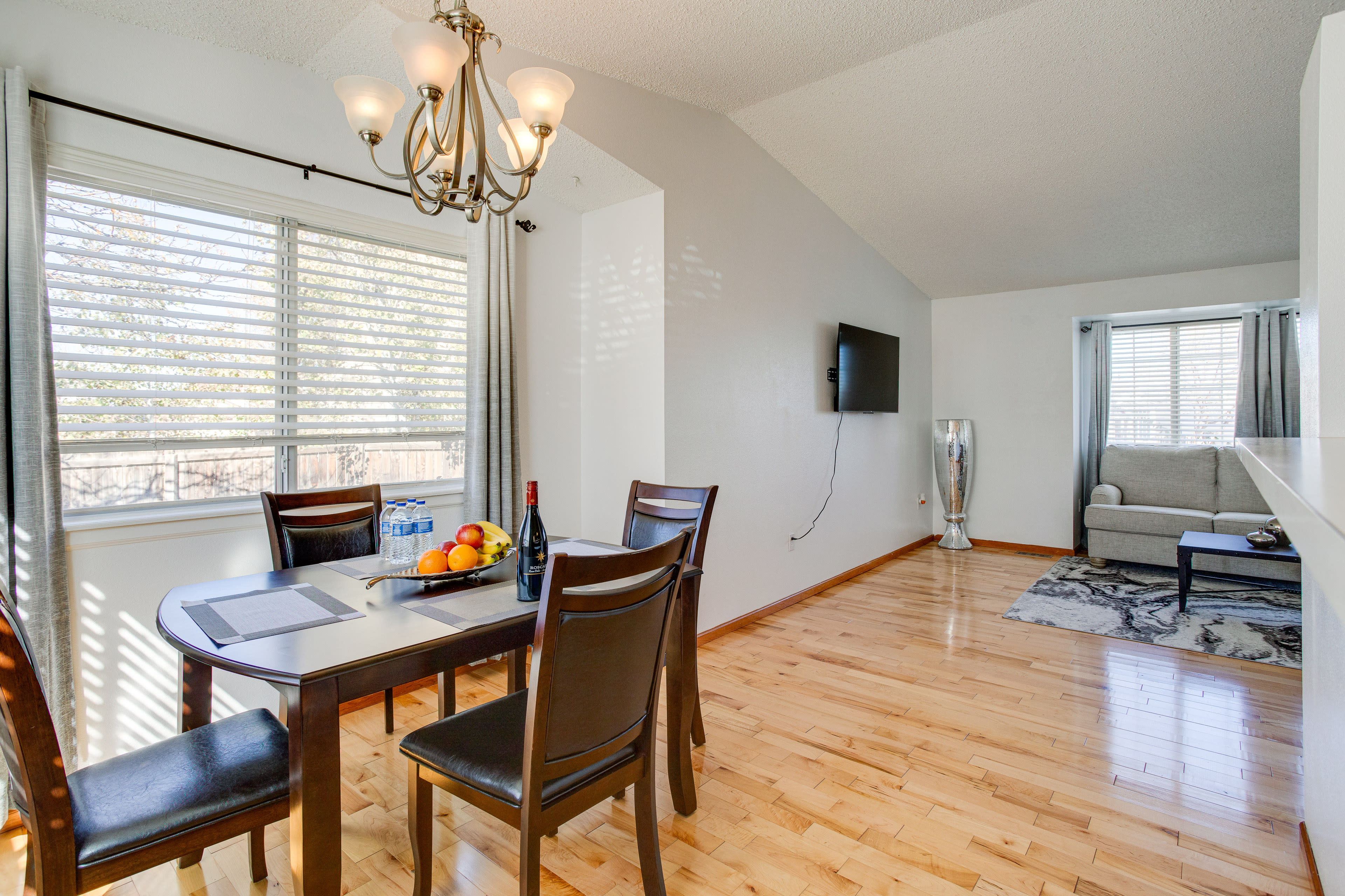 Dining Area | Dishware & Flatware