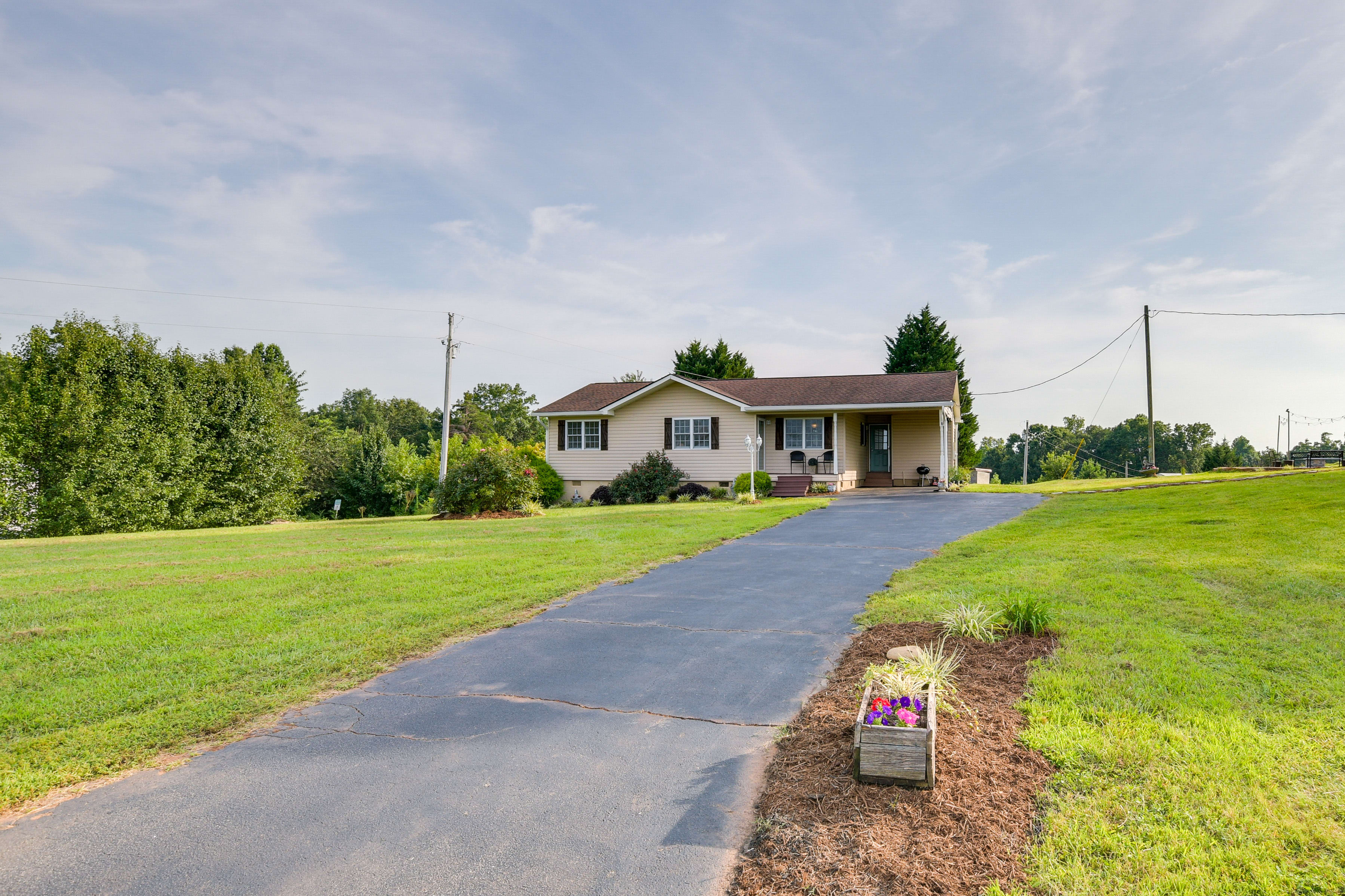 Parking | Driveway (3 Vehicles) | RV & Trailer Parking Allowed On-Site