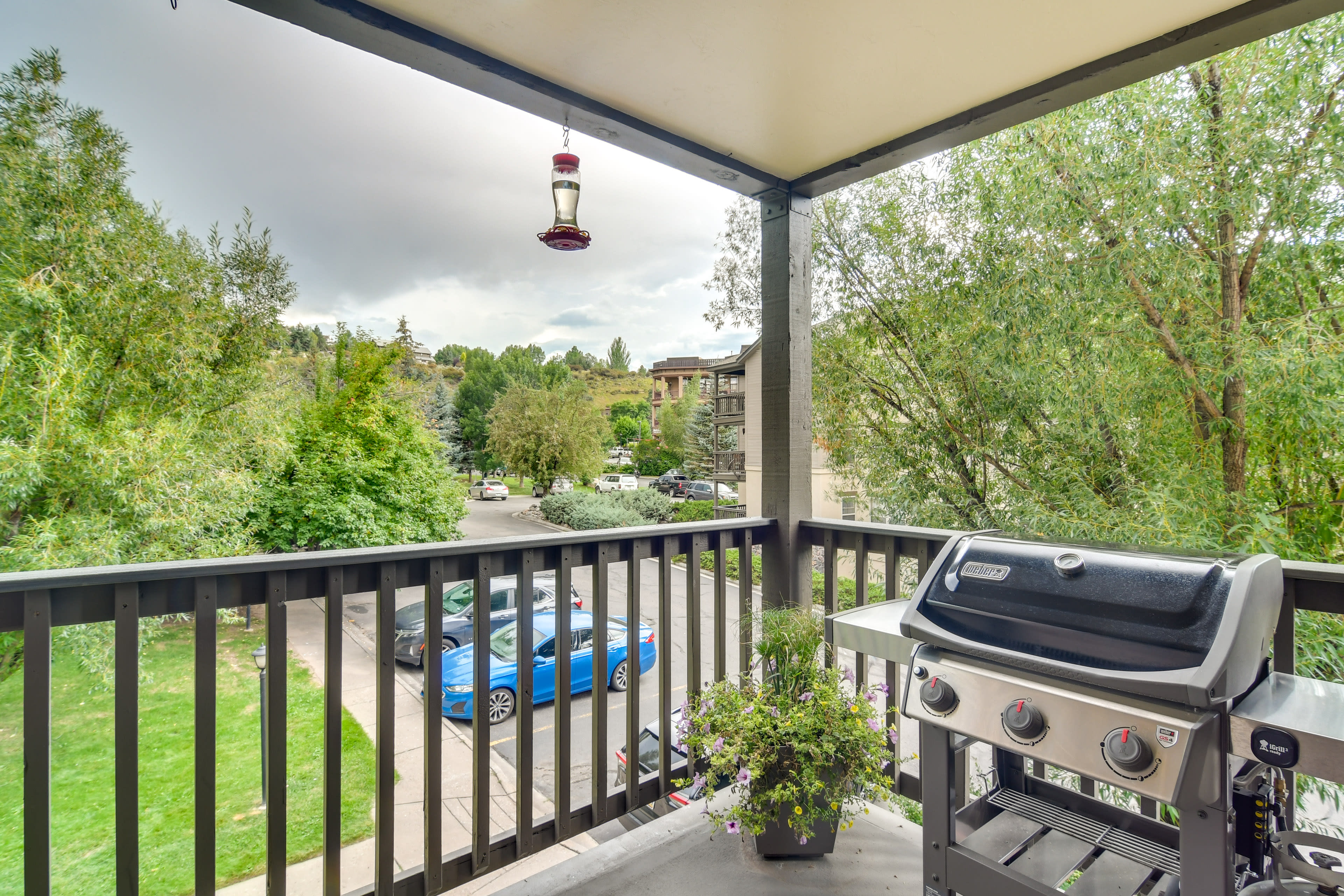 Private Balcony | Gas Grill