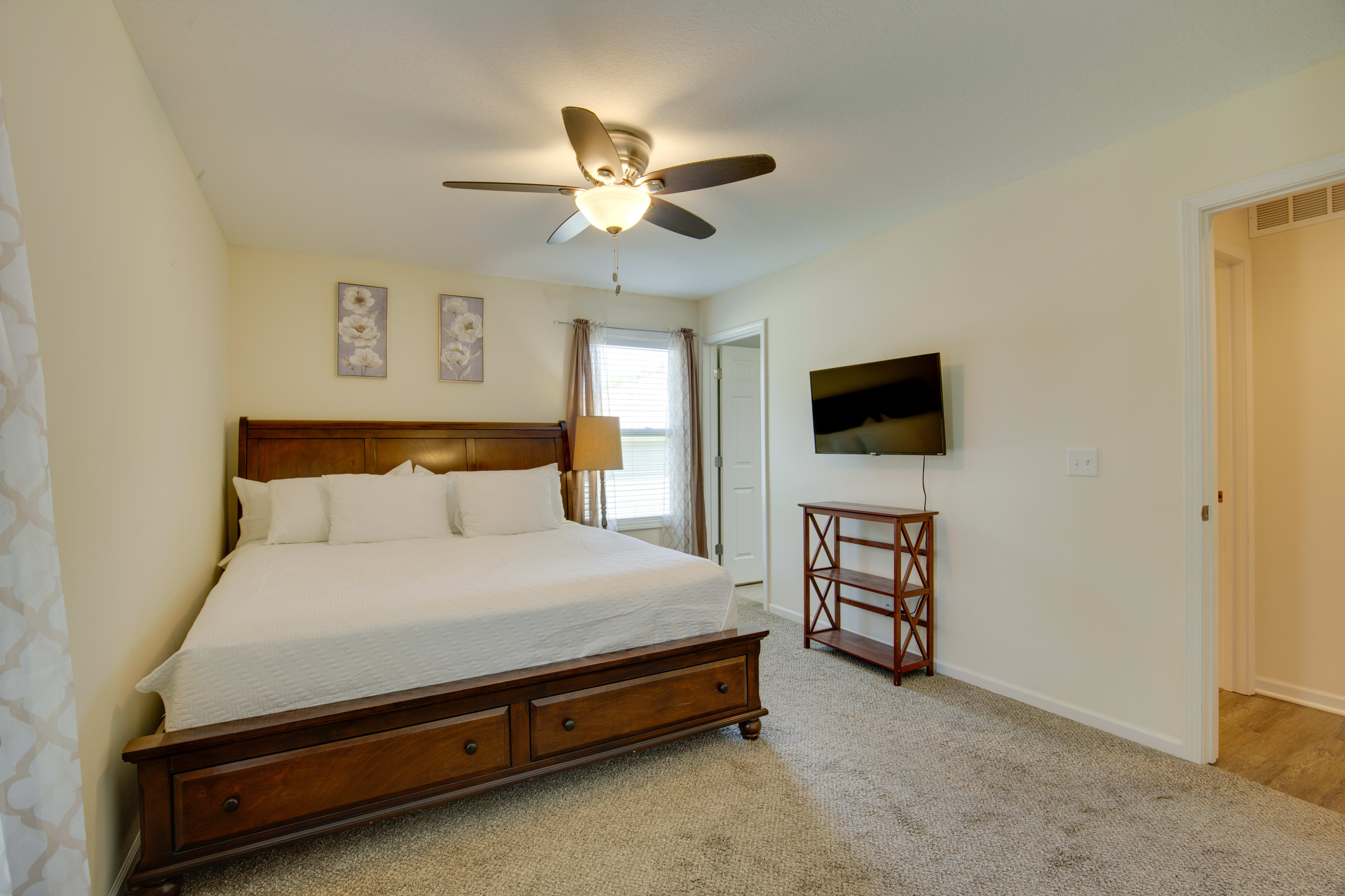 Bedroom 1 | King Bed | Linens Provided | Smart TV