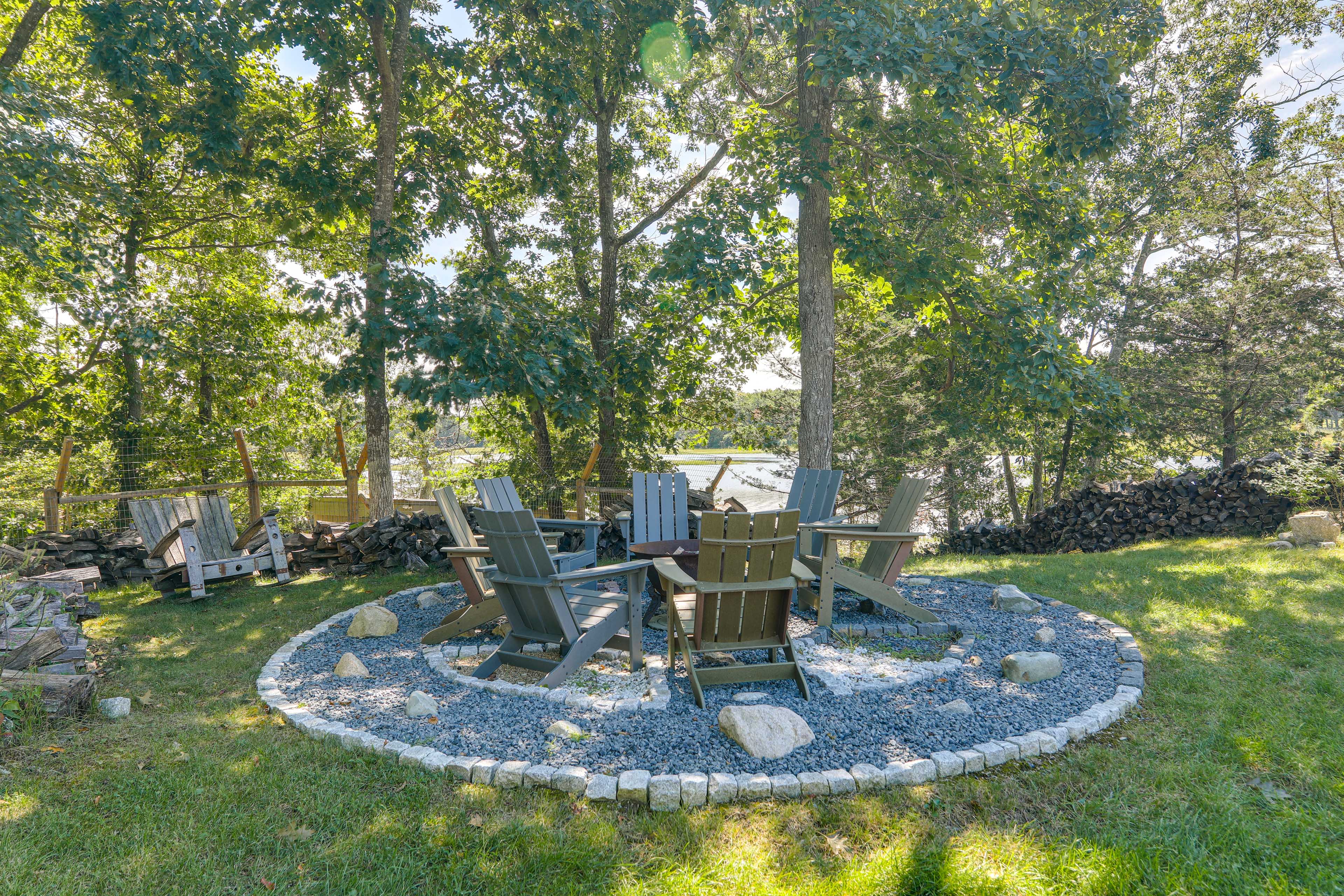 Private Yard | 2nd Fire Pit