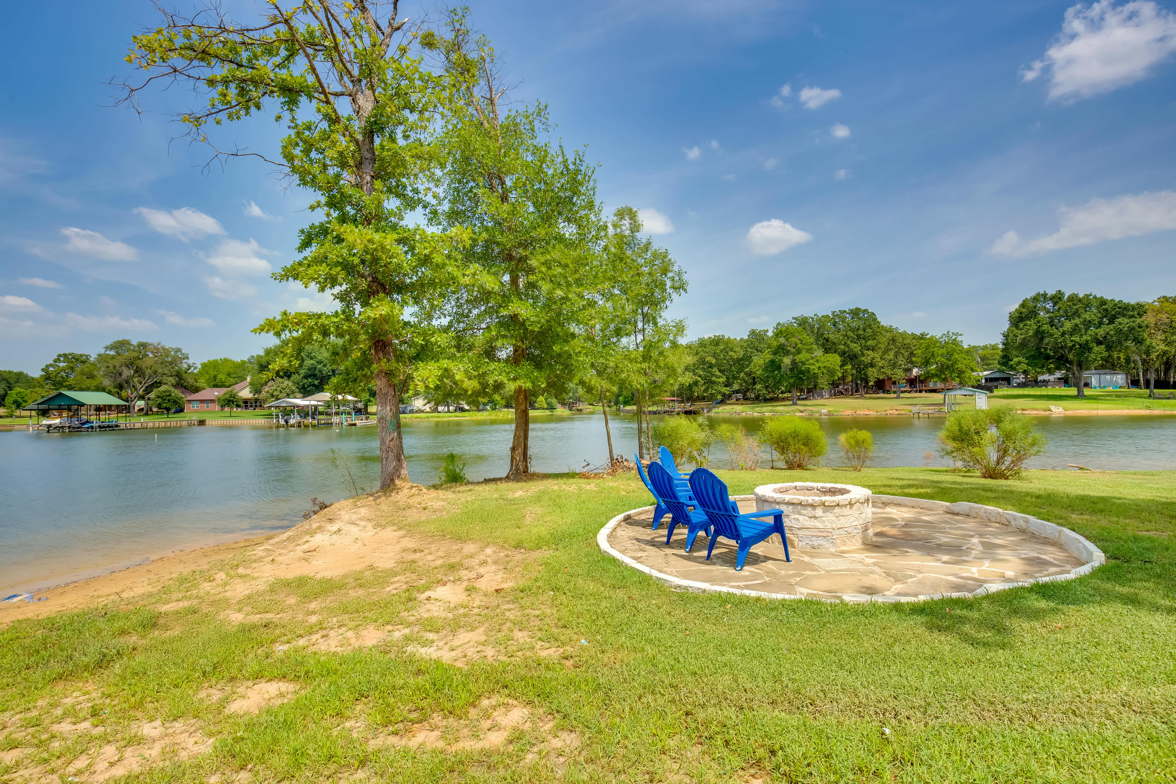 Cedar Creek Reservoir On-Site | Fire Pit