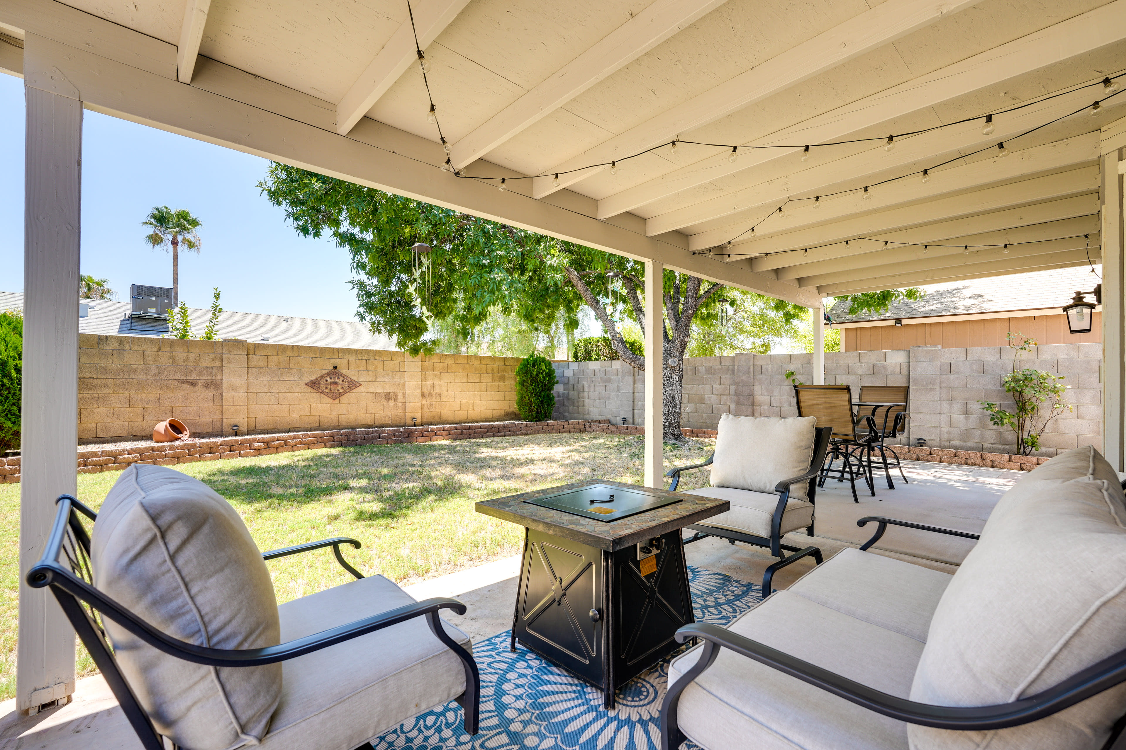 Covered Patio | Gas Grill | Gas Fire Pit | Private Yard