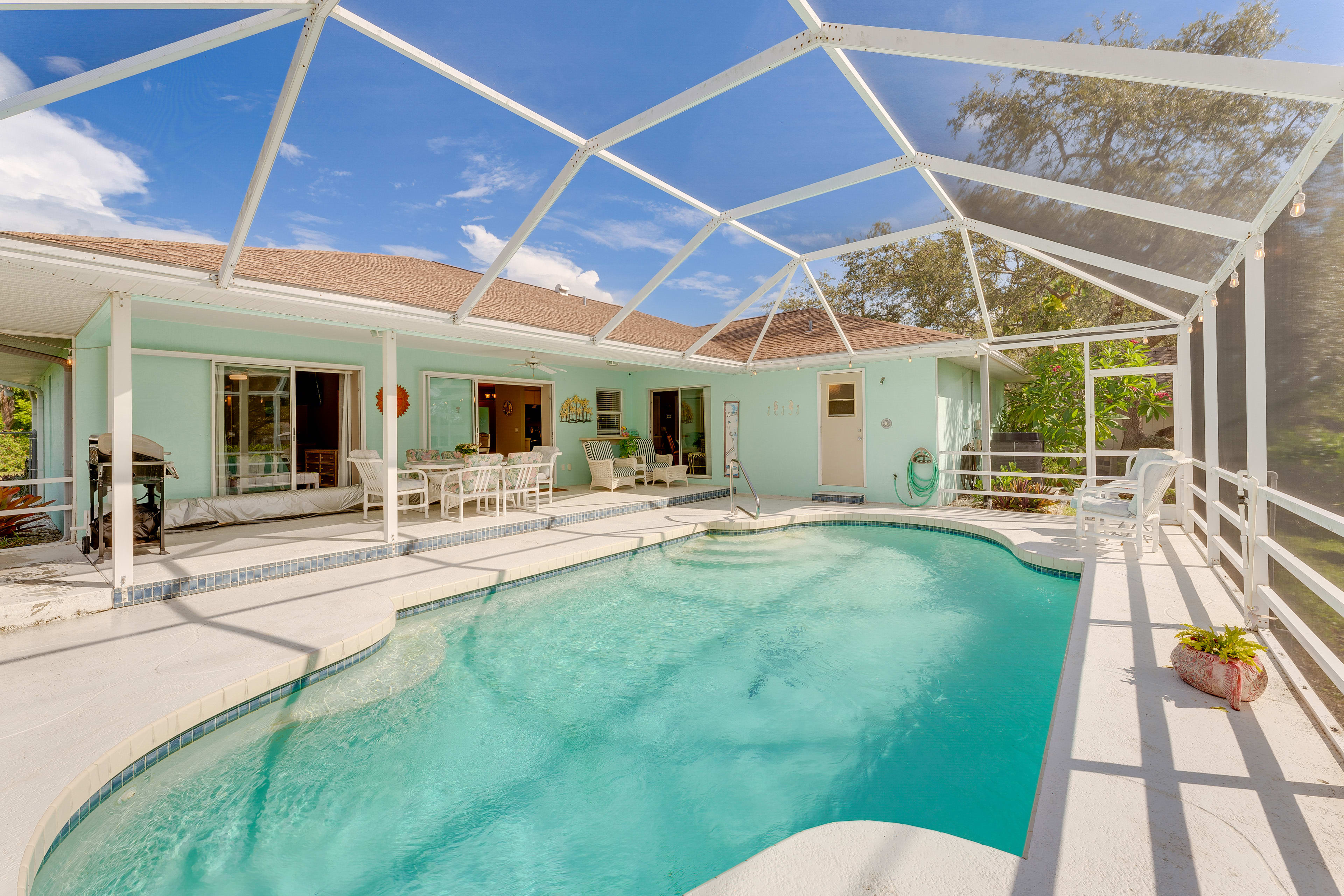 Private Lanai | Outdoor Pool (Open Year-Round, Unheated, Depth 3'-9')