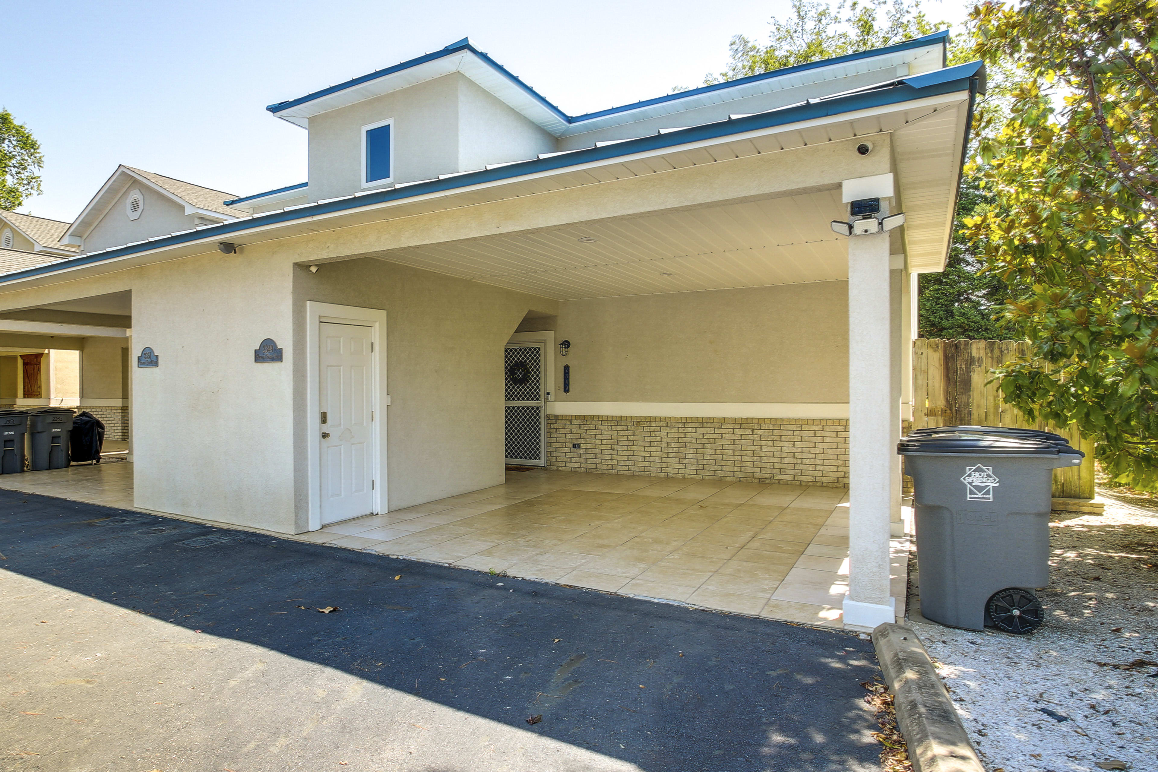 Parking | Garage (1 Vehicle) | Driveway (2 Vehicles)