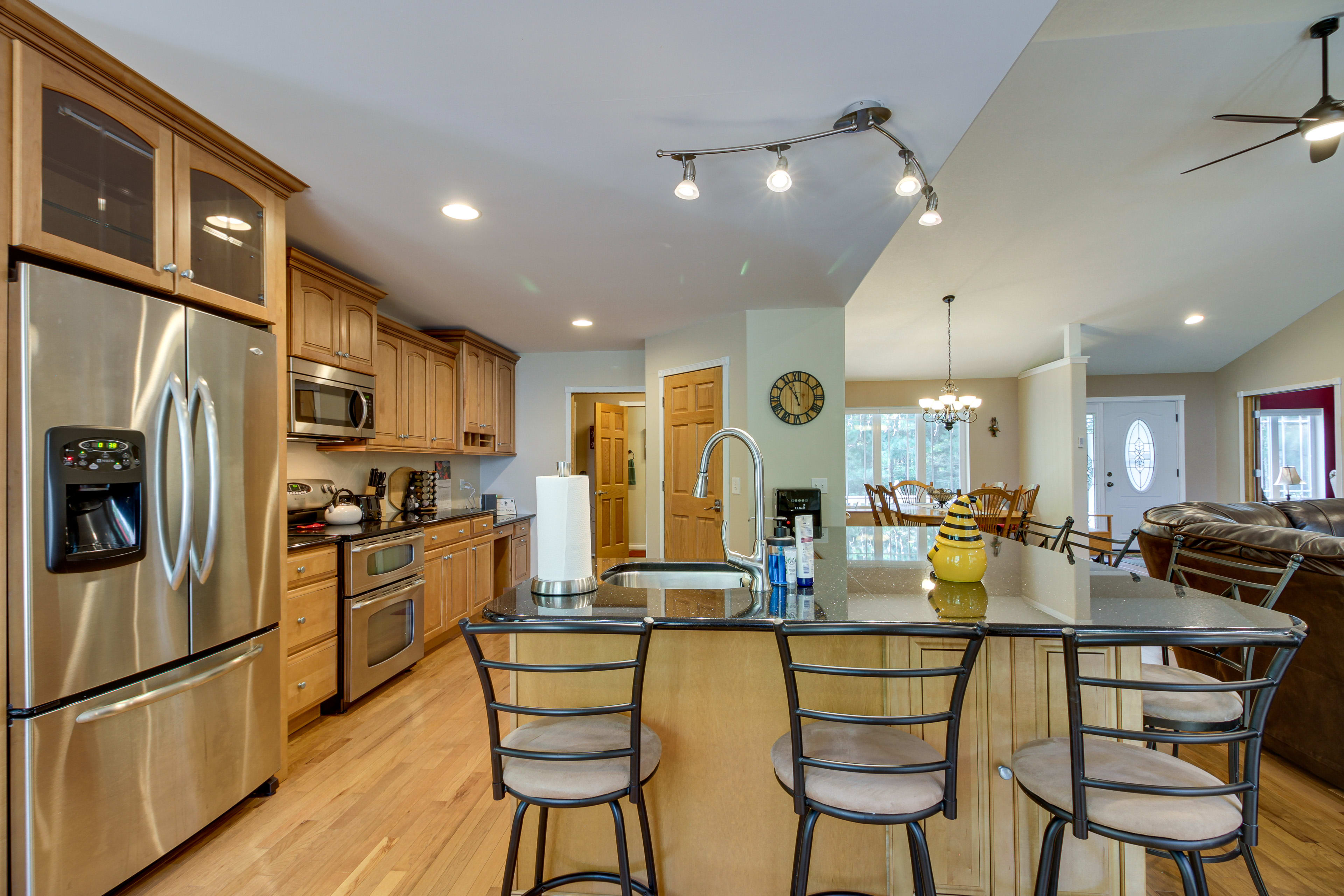 Kitchen | 1st Floor | Dishwasher | Coffee Maker | Spices