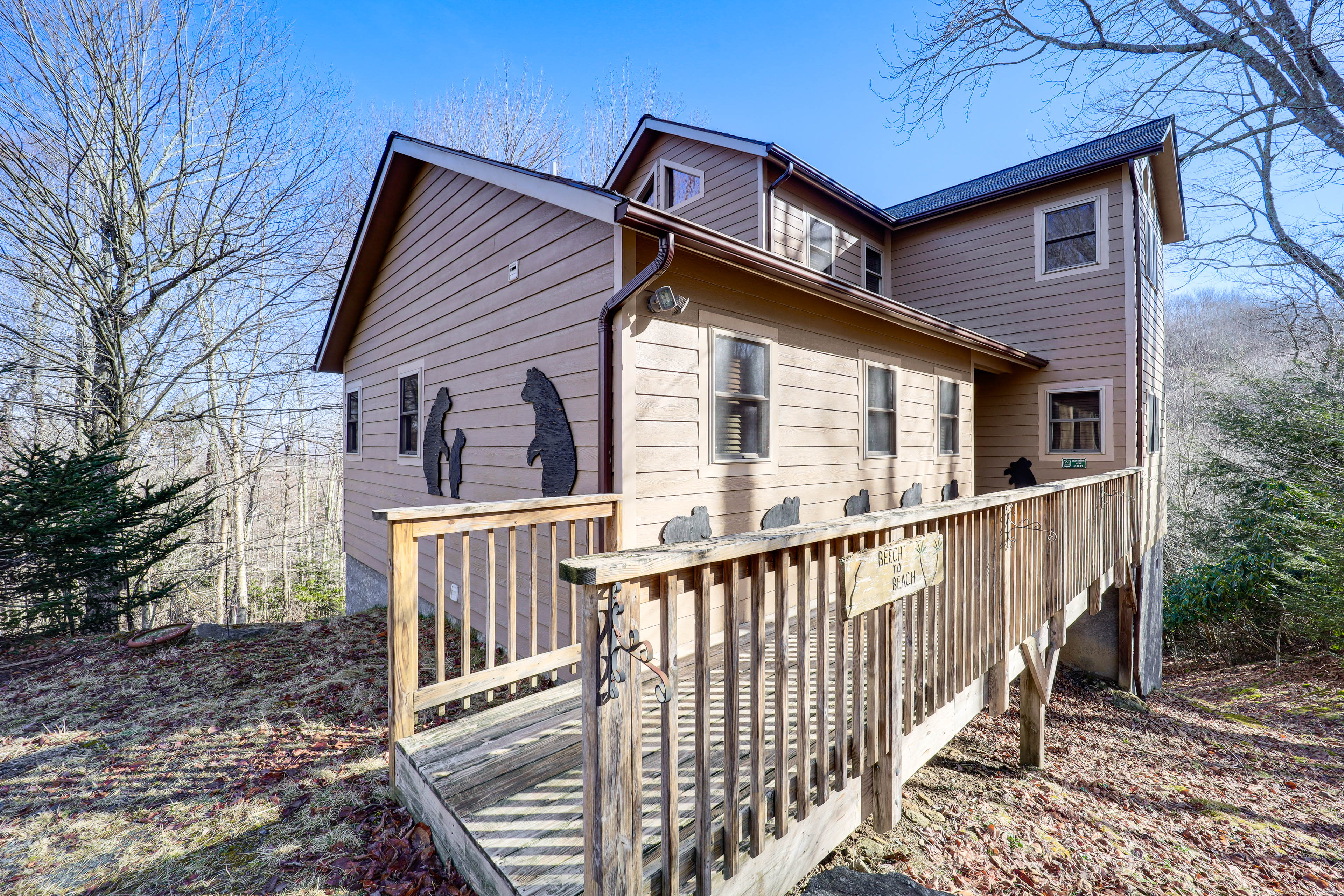 Cabin Exterior | Wood-Burning Fire Pit | Gas Fireplace