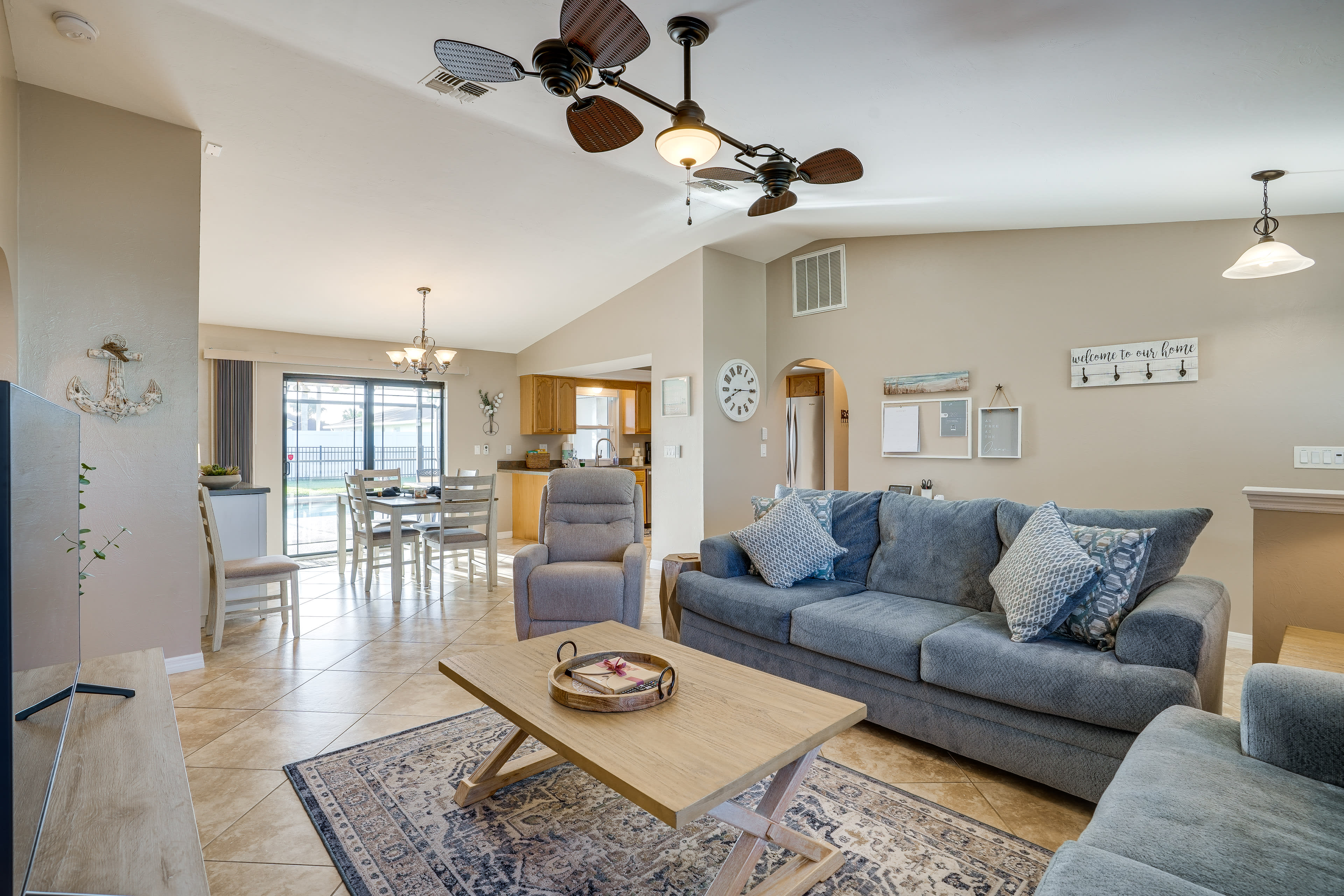 Living Room | Single-Story House | In-Unit Laundry | 6 Mi to Beach