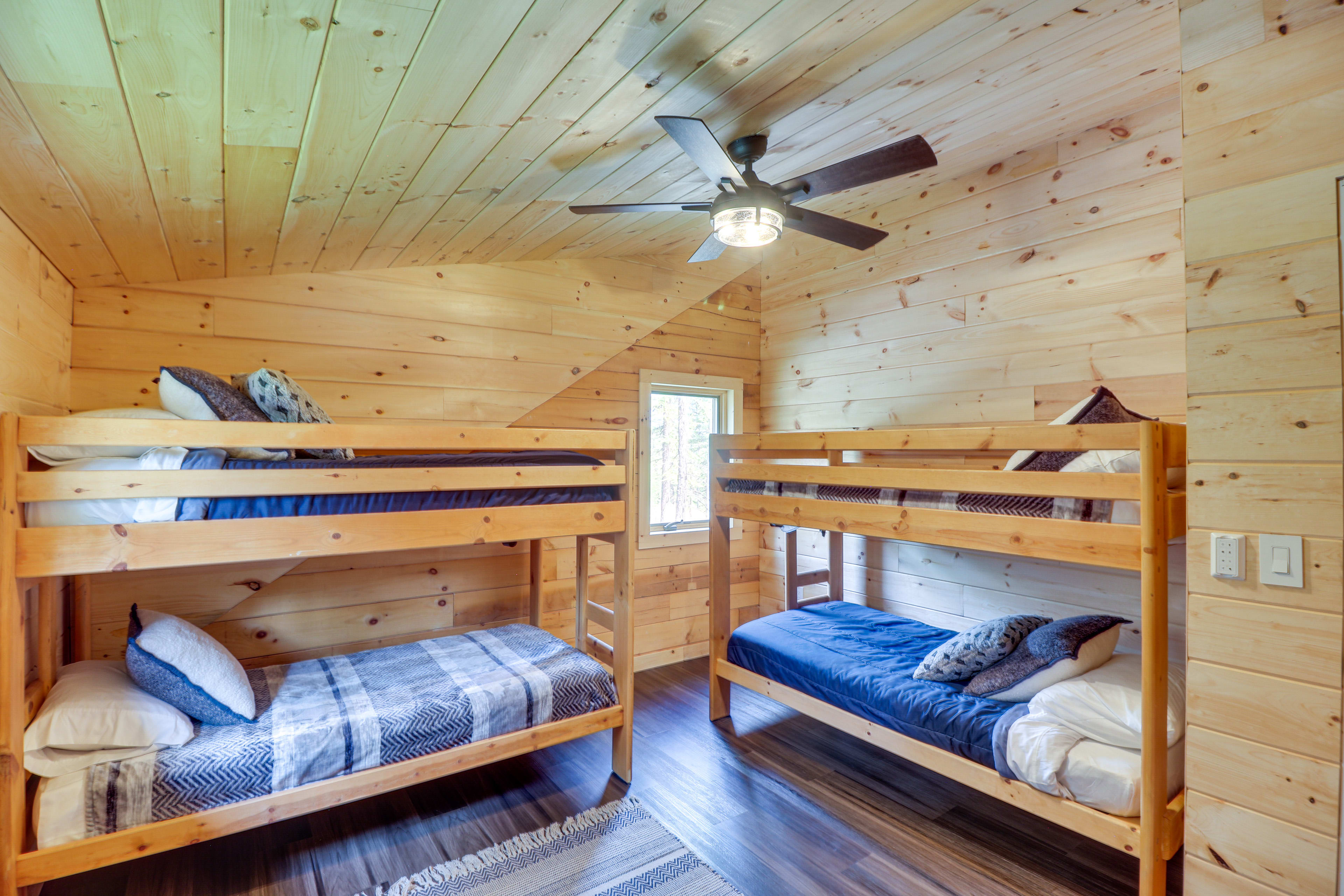 Bedroom 2 | 2 Twin Bunk Beds