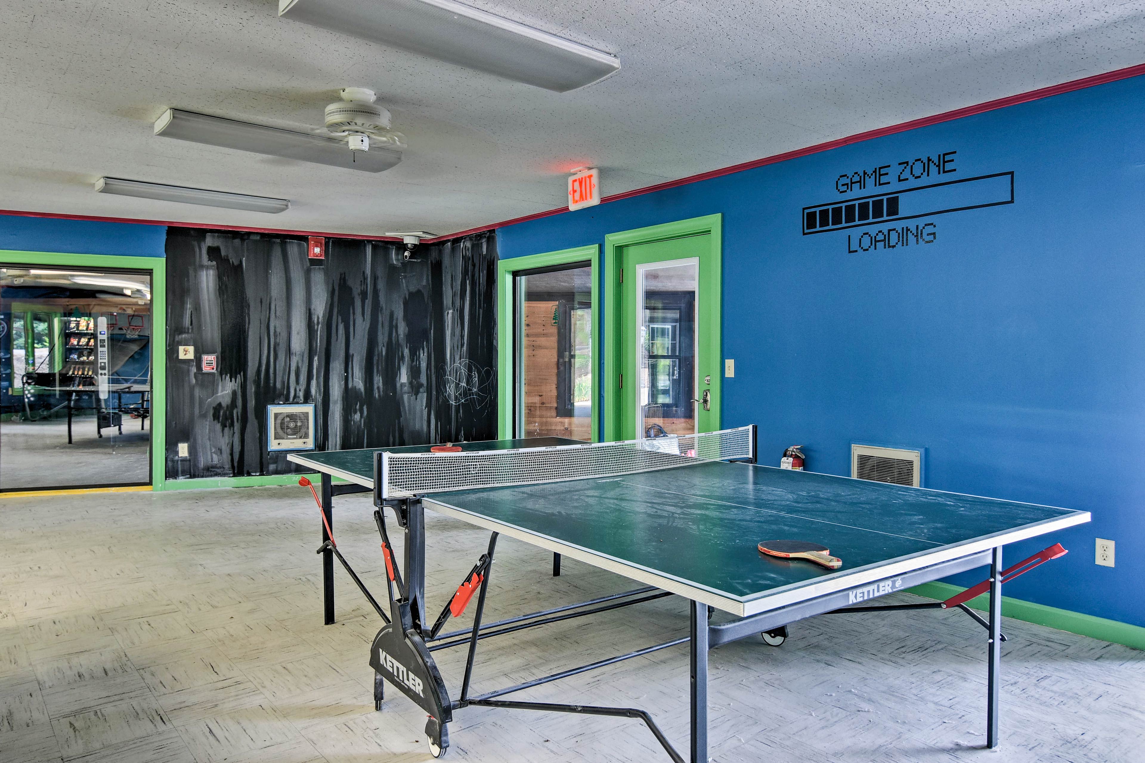 Game Room | Ping Pong Table