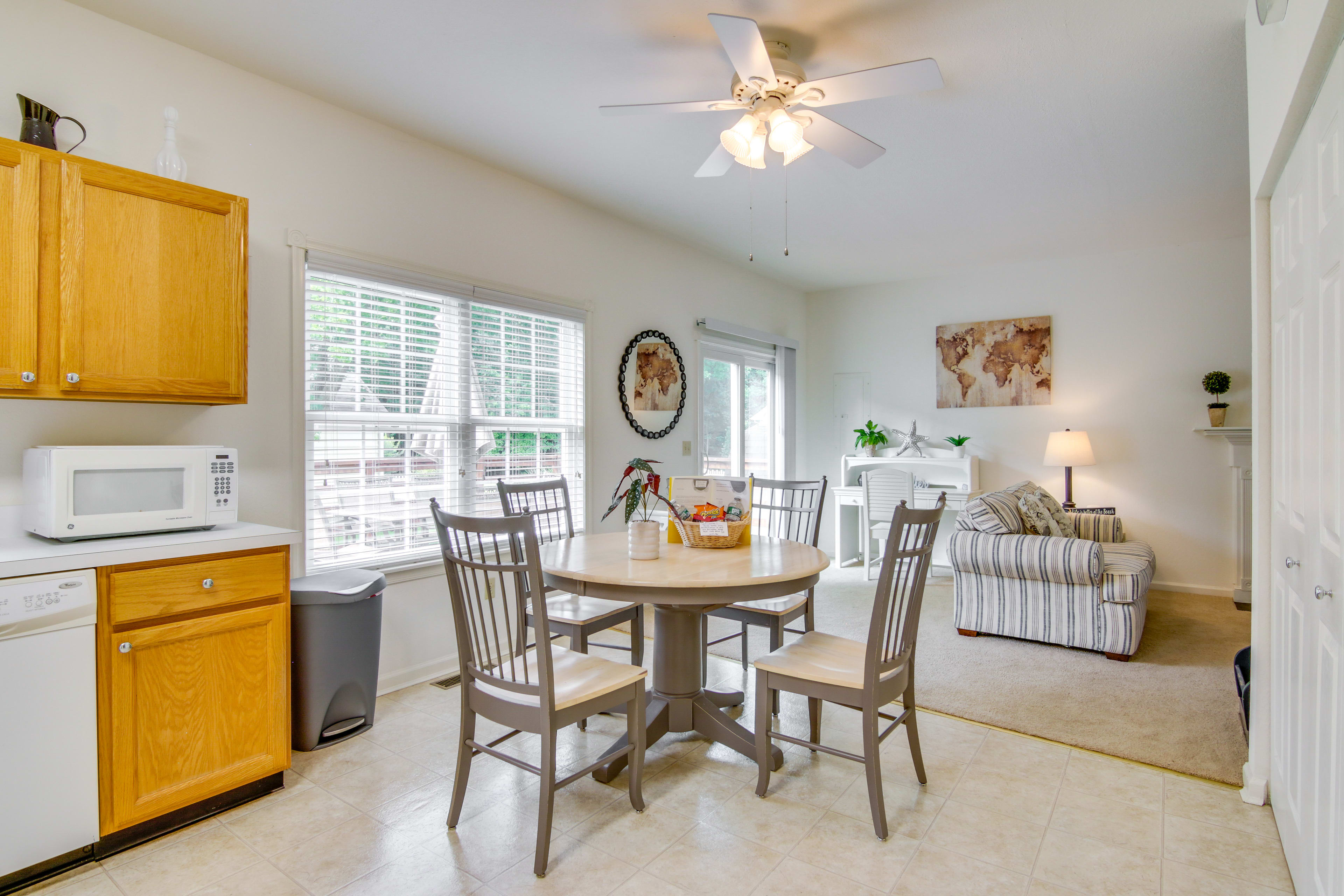 Additional Dining Area