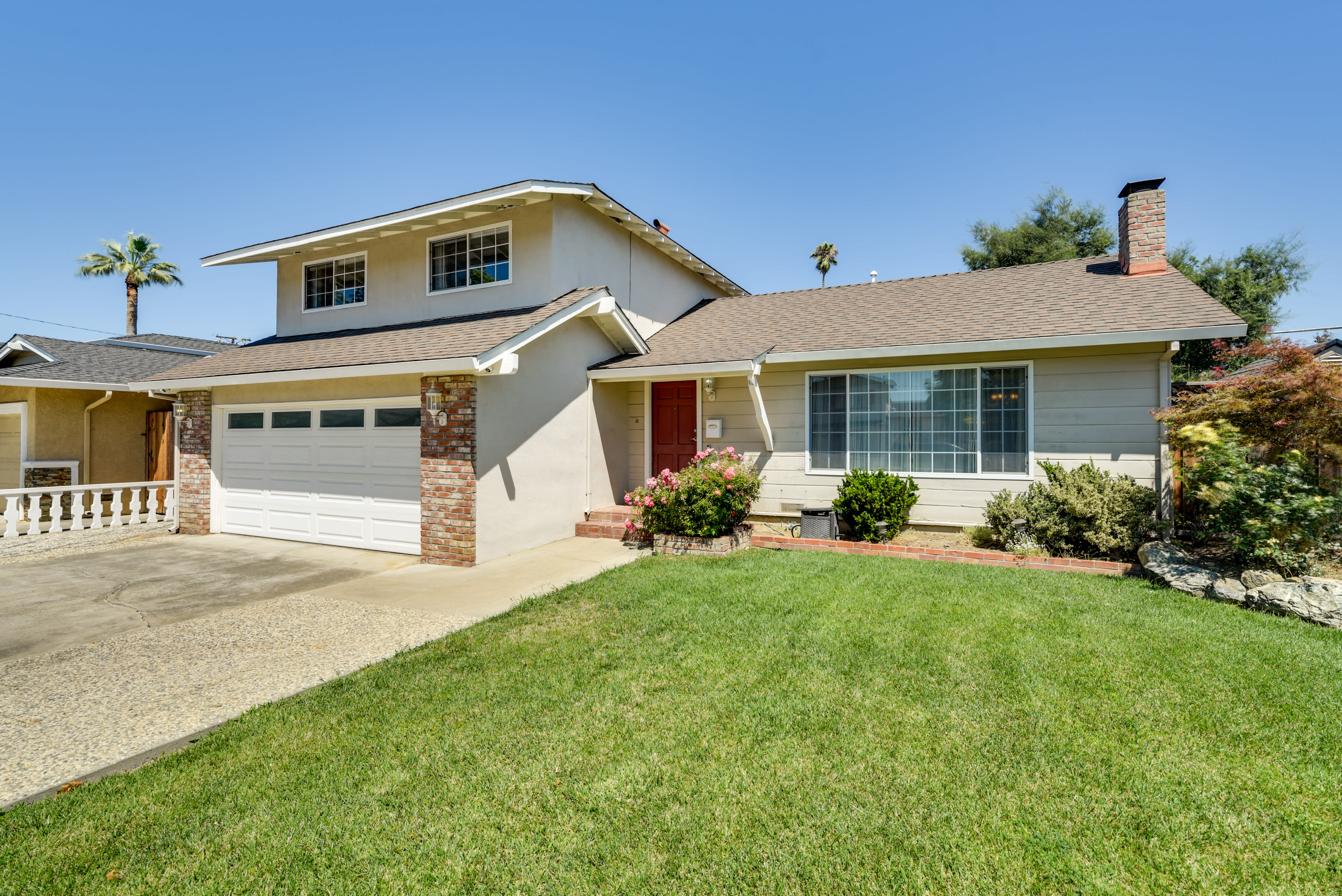 House Exterior | ~3 Mi to Winchester Mystery House