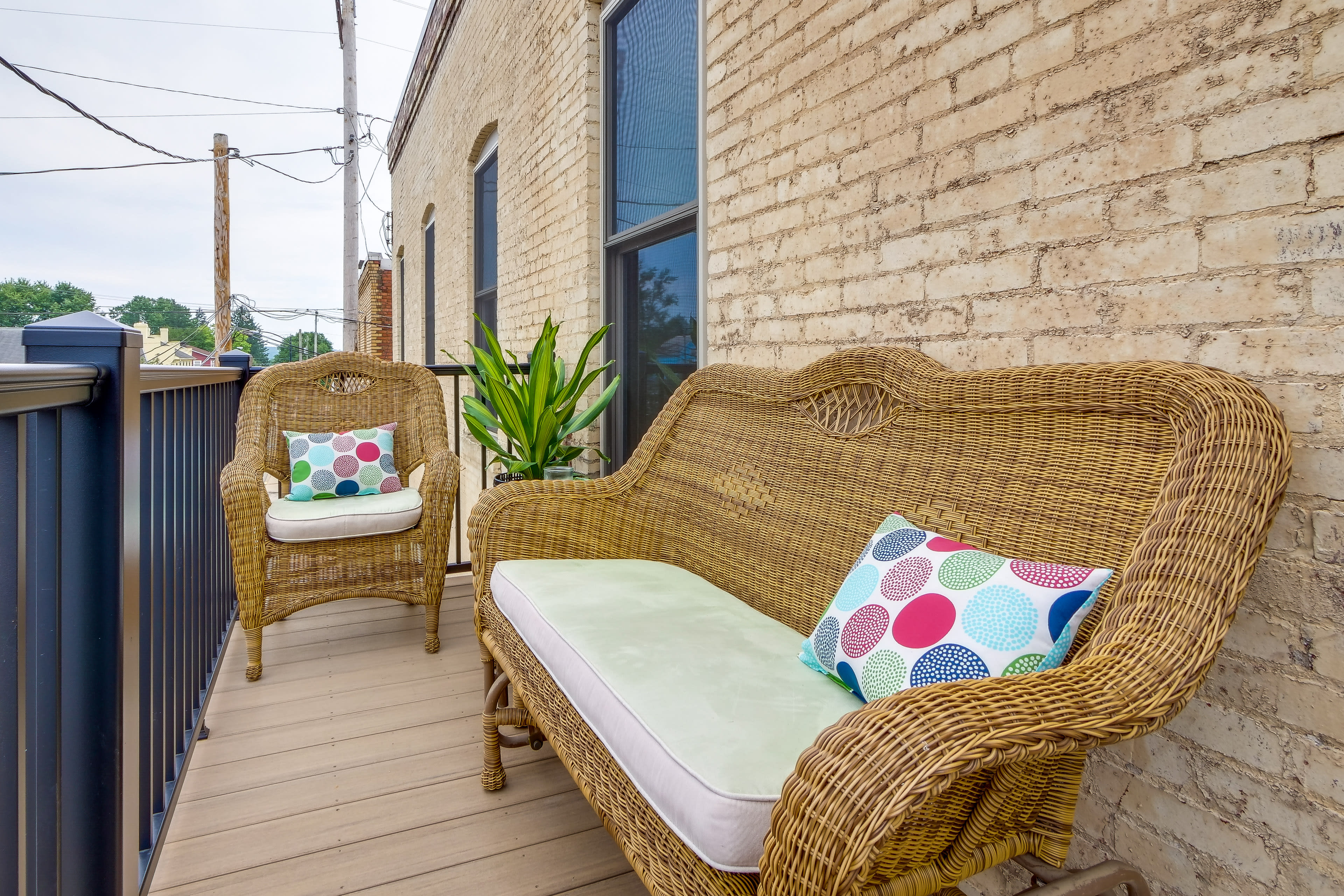 Private Balcony | Seating