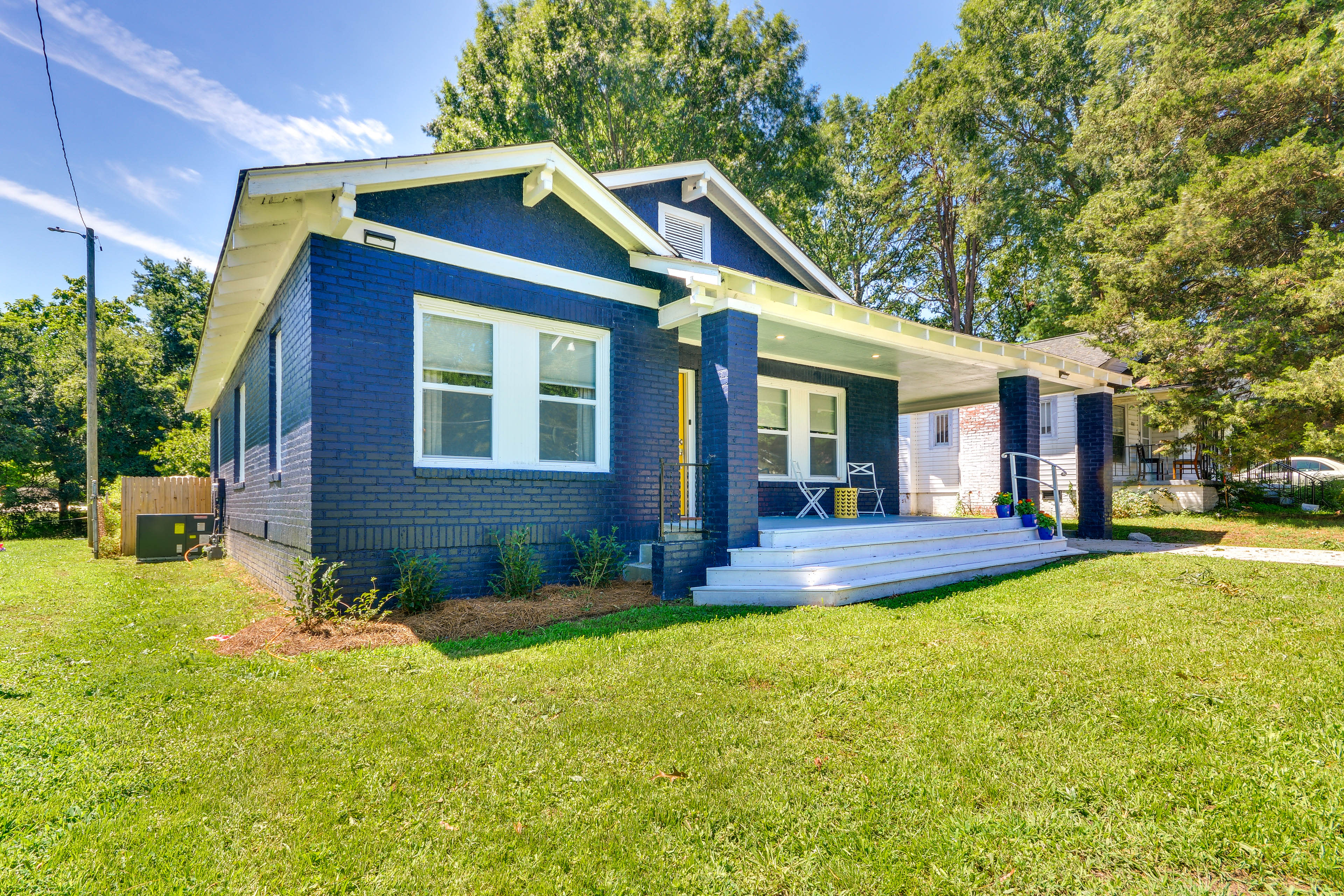 House Exterior | Keyless Entry