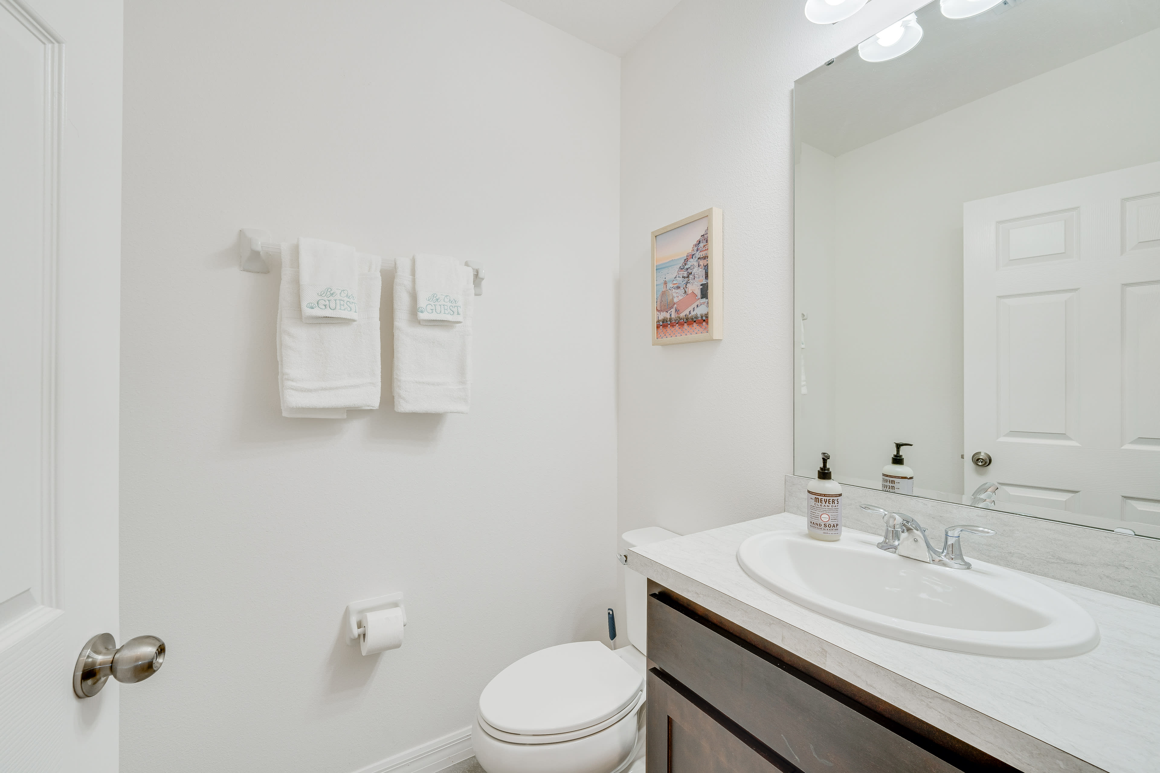 Half Bathroom | Towels Provided | Complimentary Toiletries