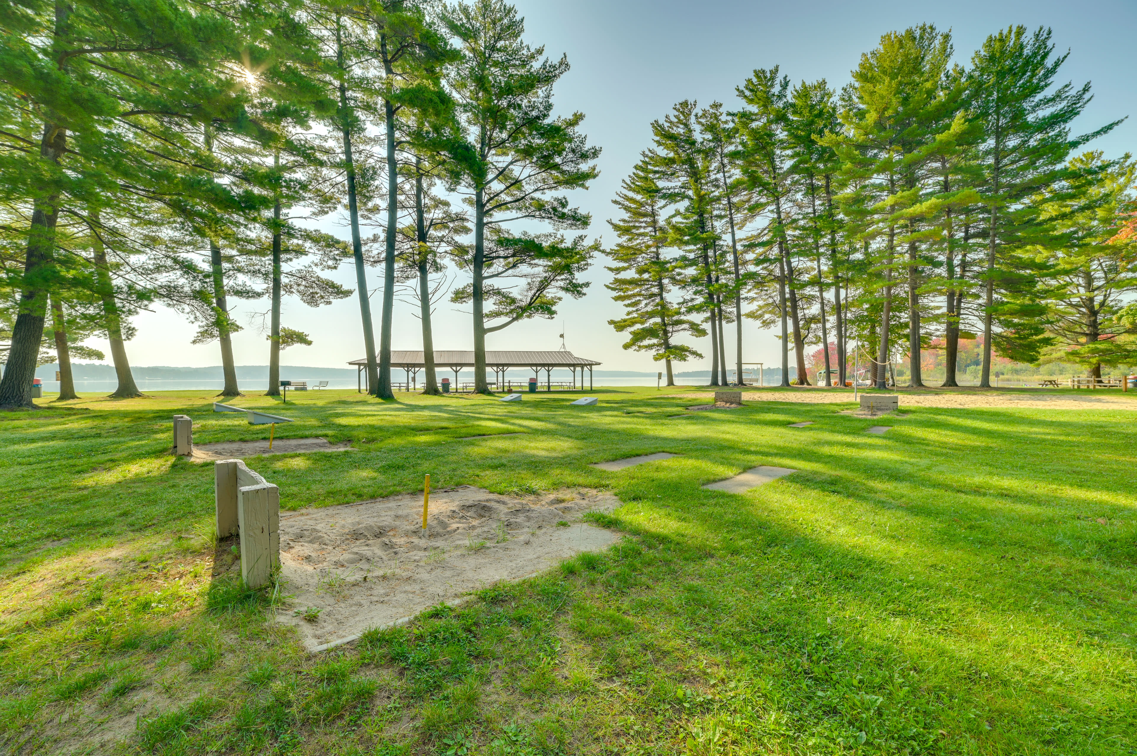 Horseshoe | Cornhole